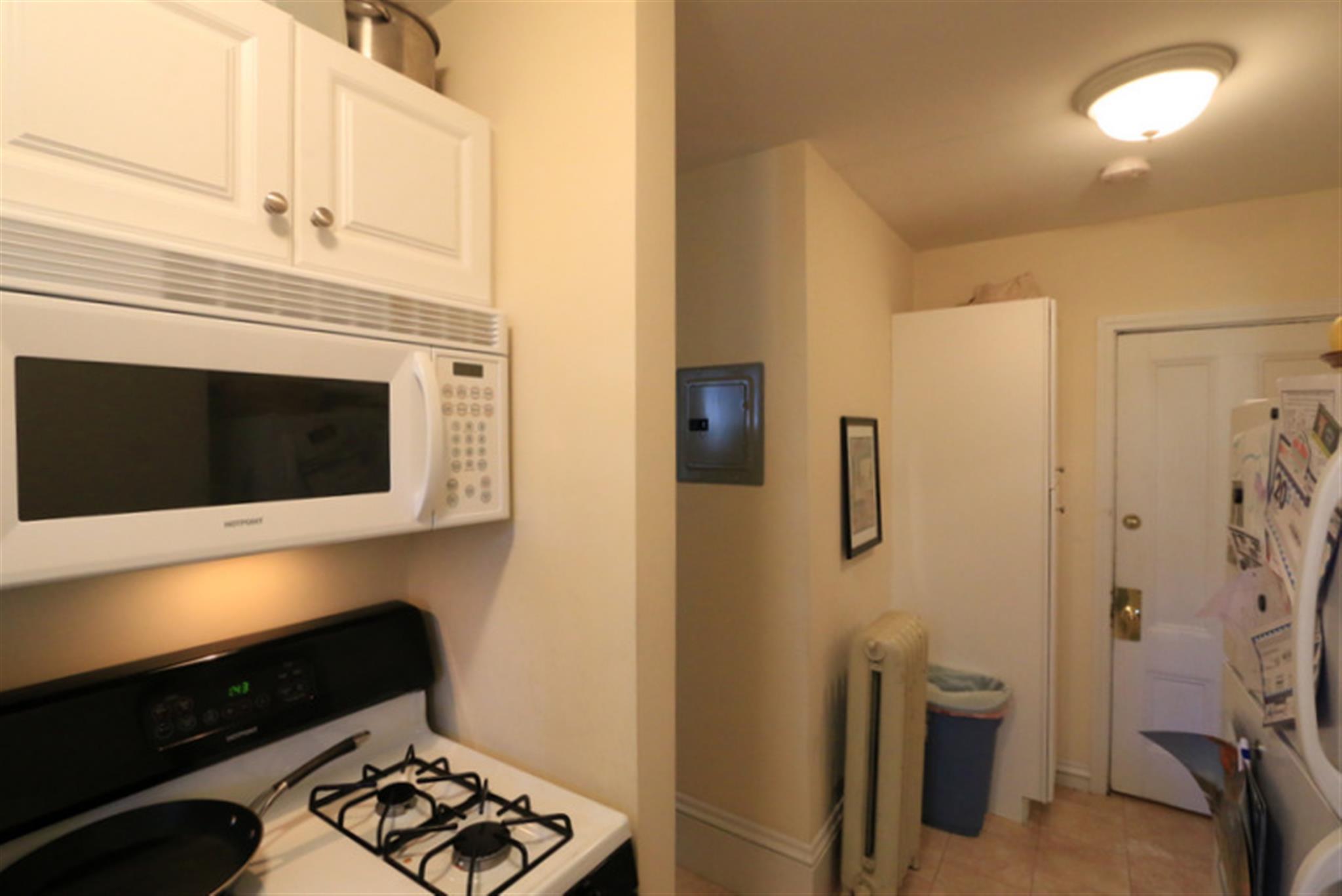 138 Sycamore St, Winter Hill