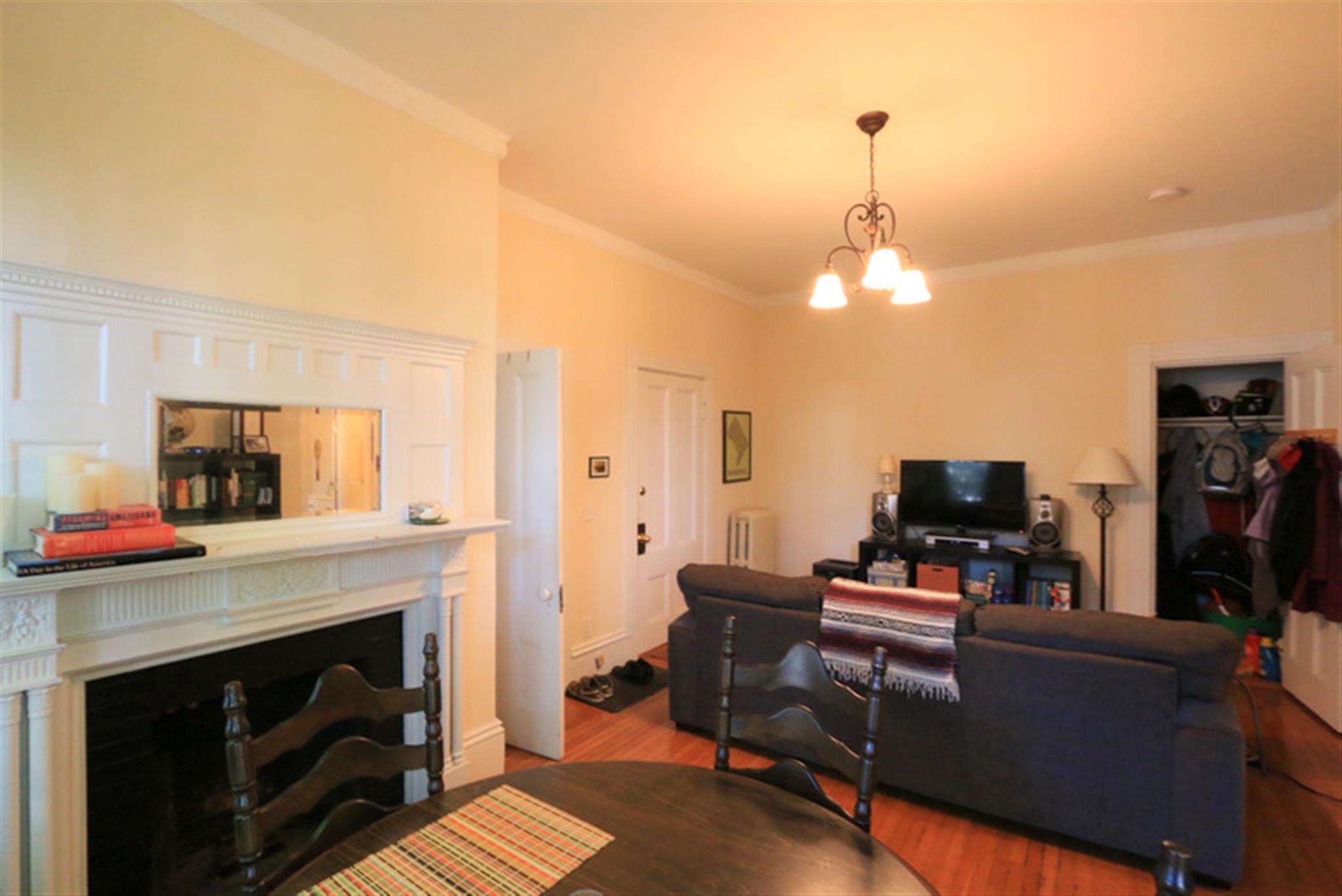 138 Sycamore St, Winter Hill