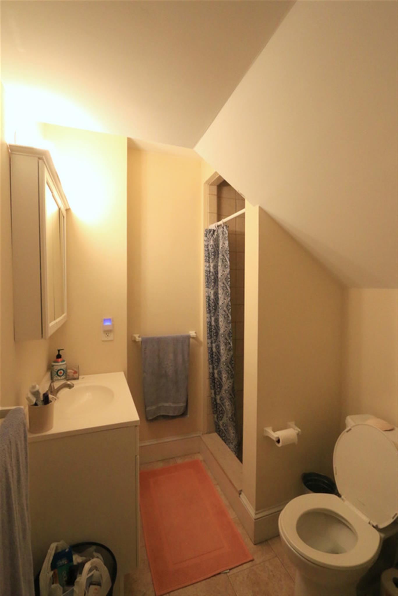 138 Sycamore St, Winter Hill