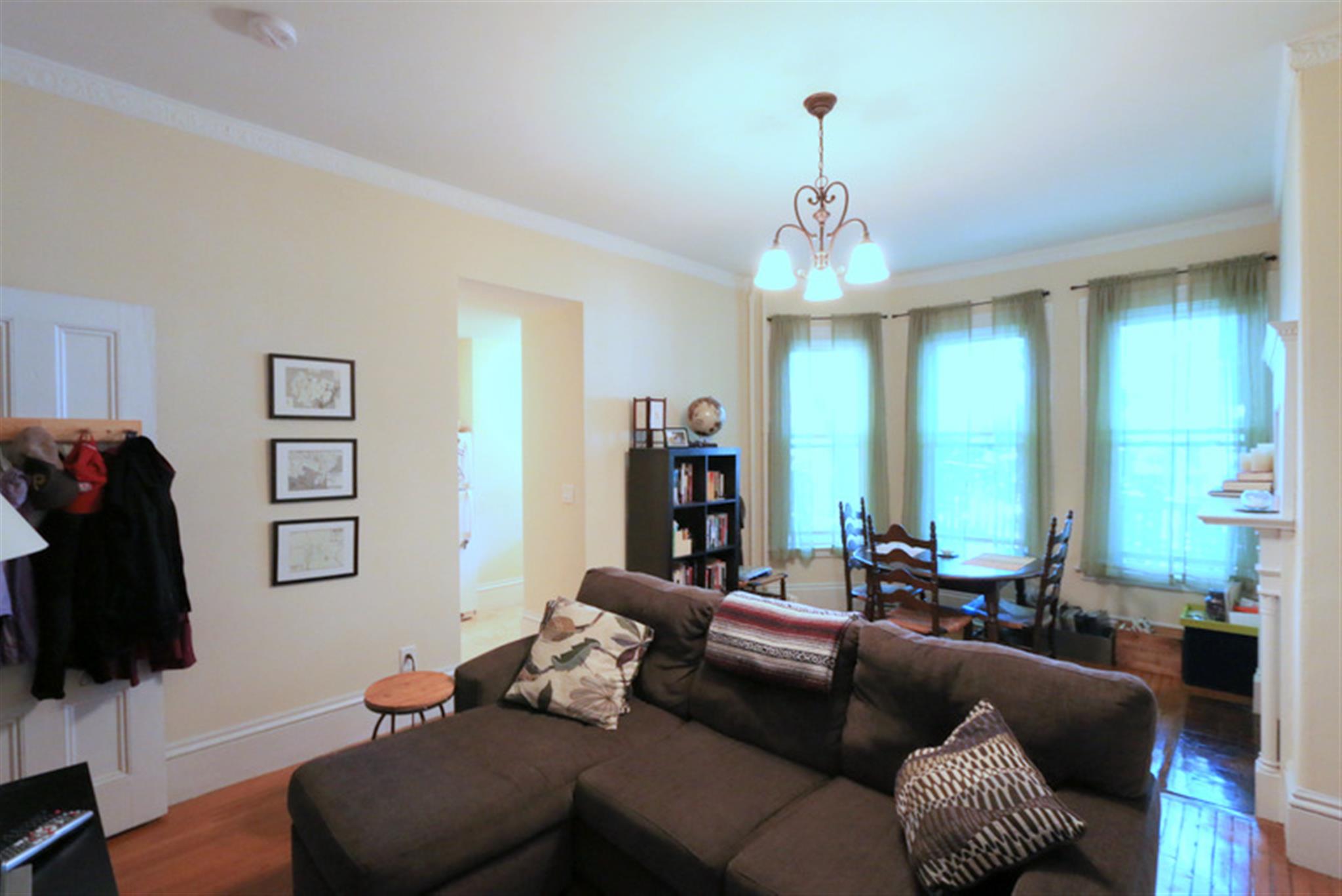 138 Sycamore St, Winter Hill