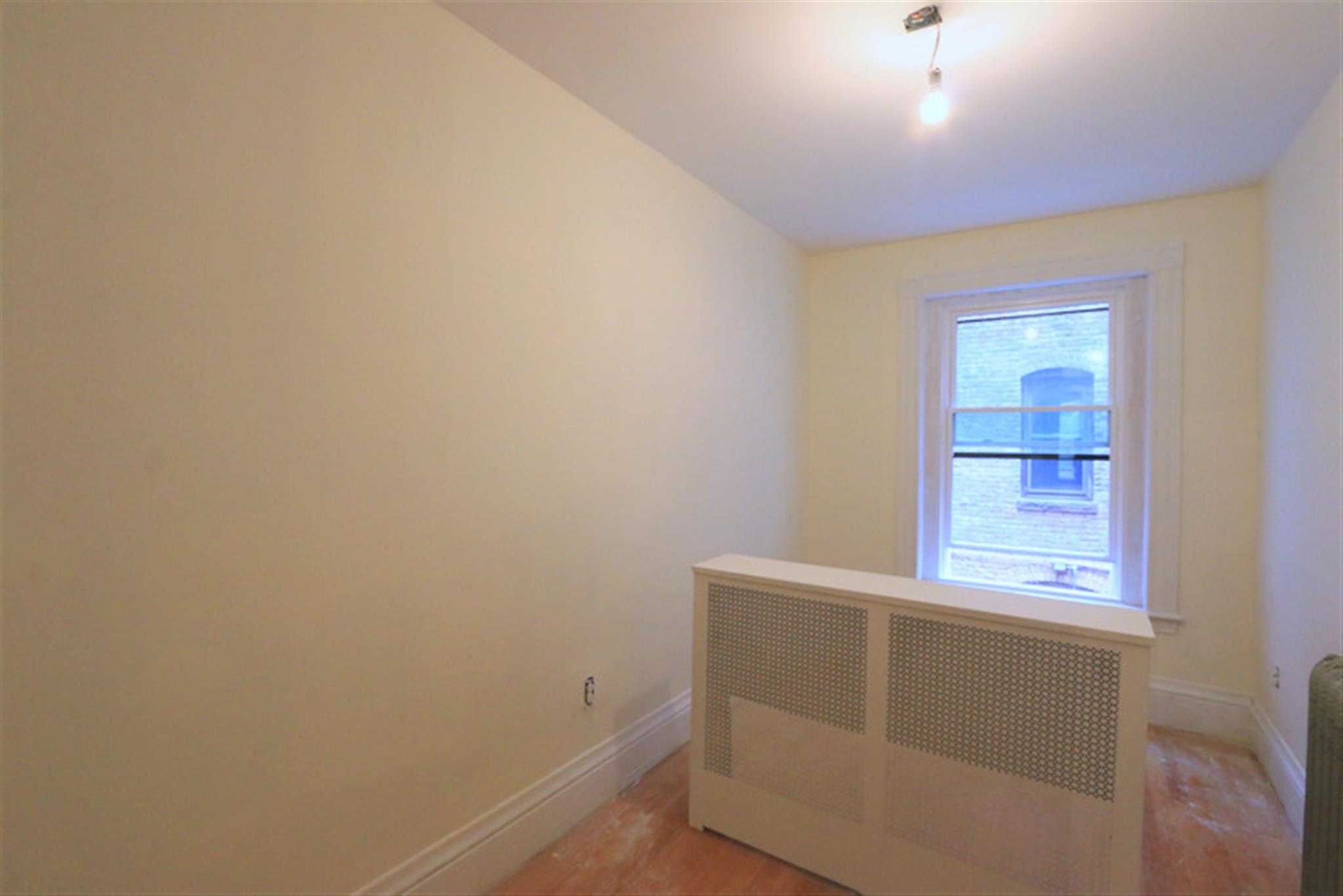 64 Vinal Ave, Prospect Hill