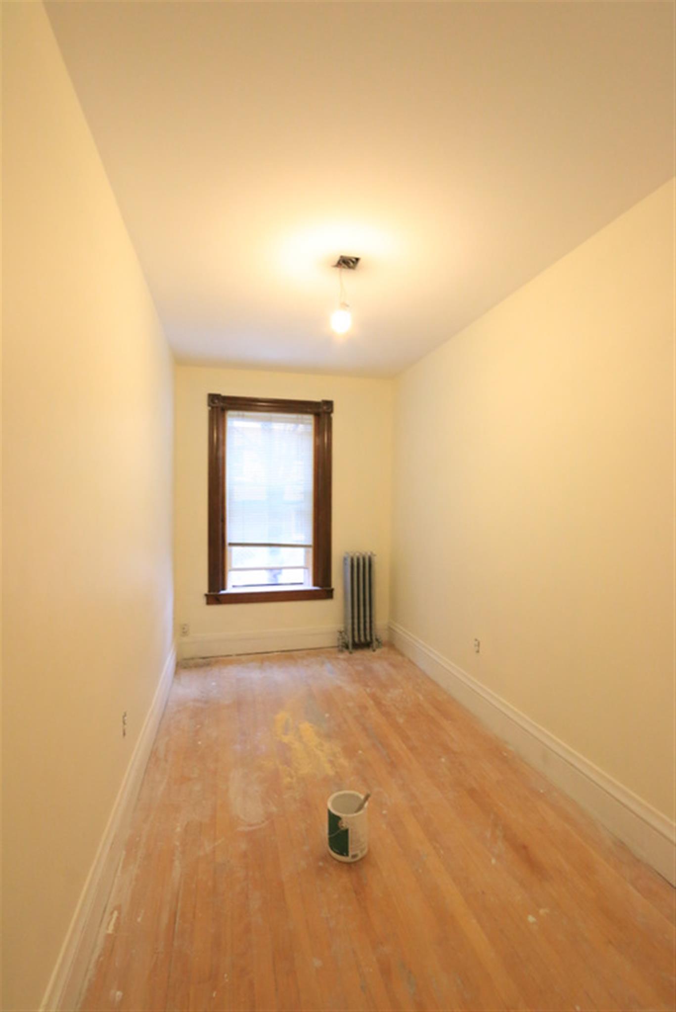 64 Vinal Ave, Union Square