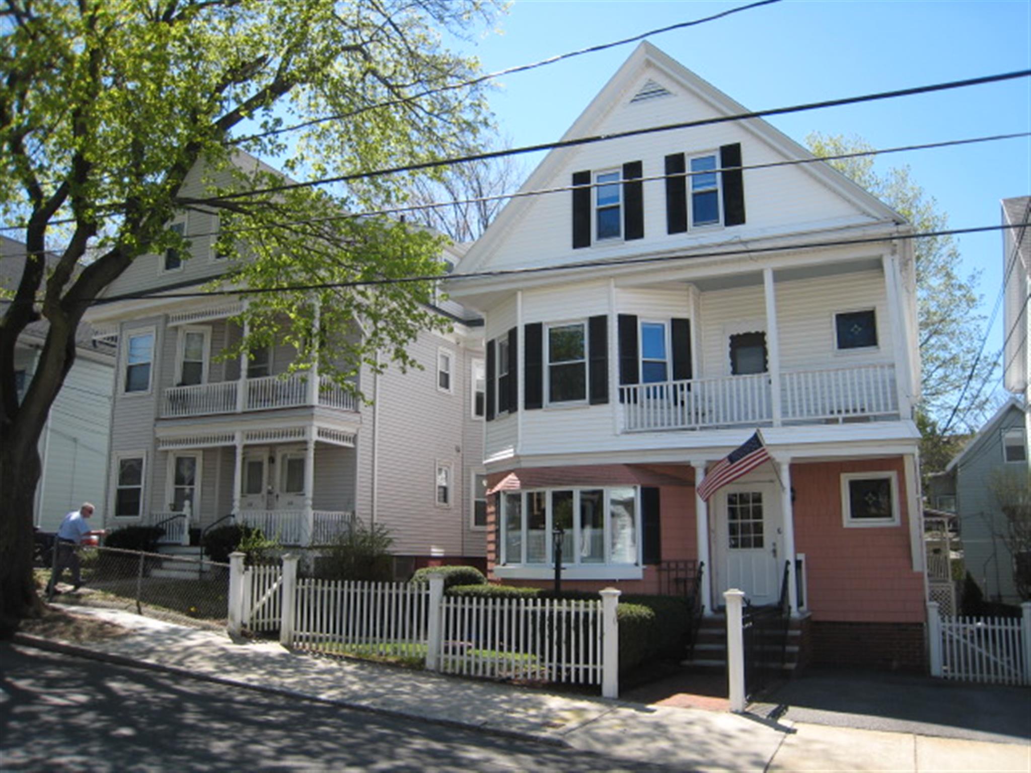 61 Hall Ave, Davis Square