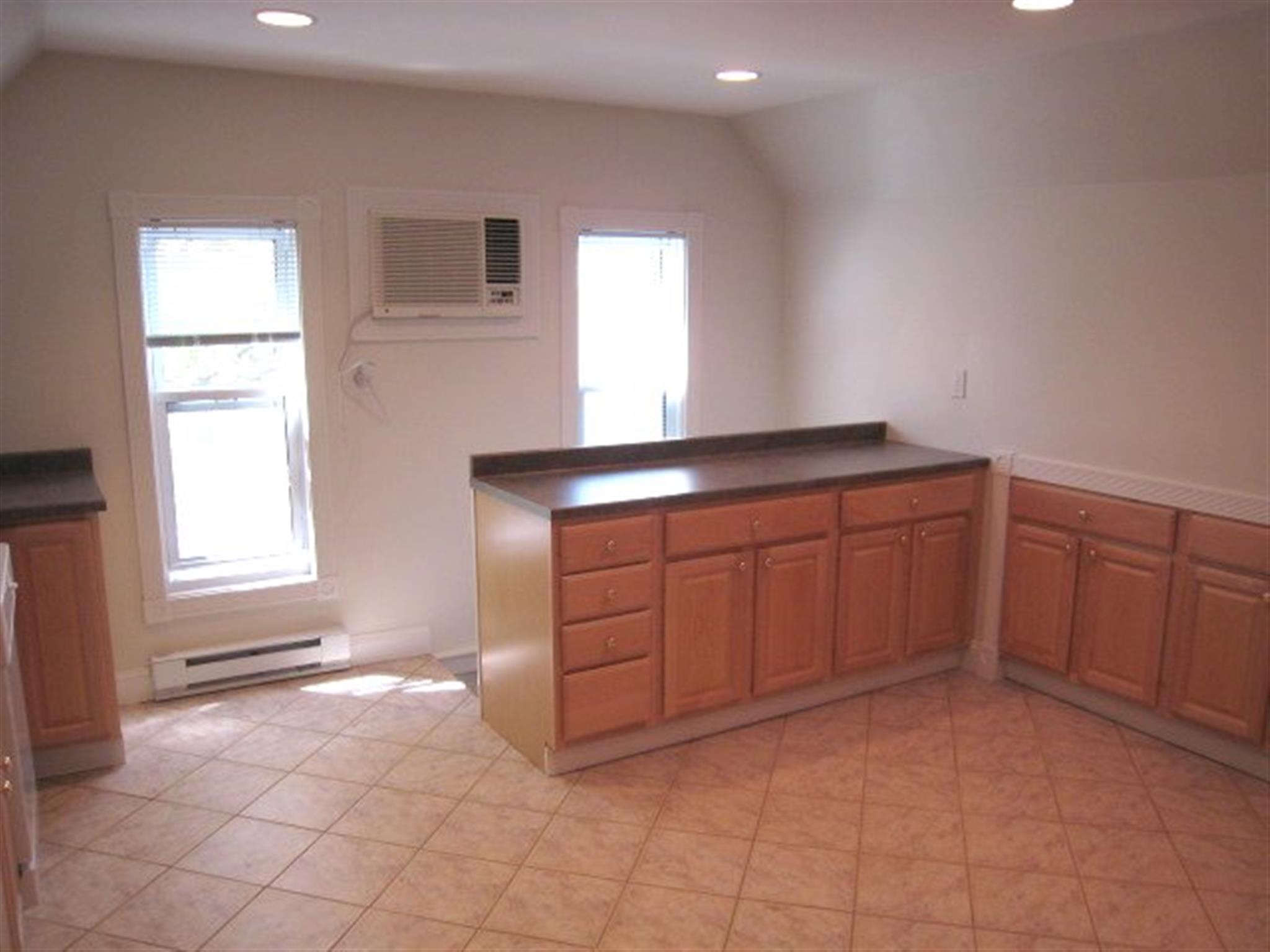 61 Hall Ave, Davis Square