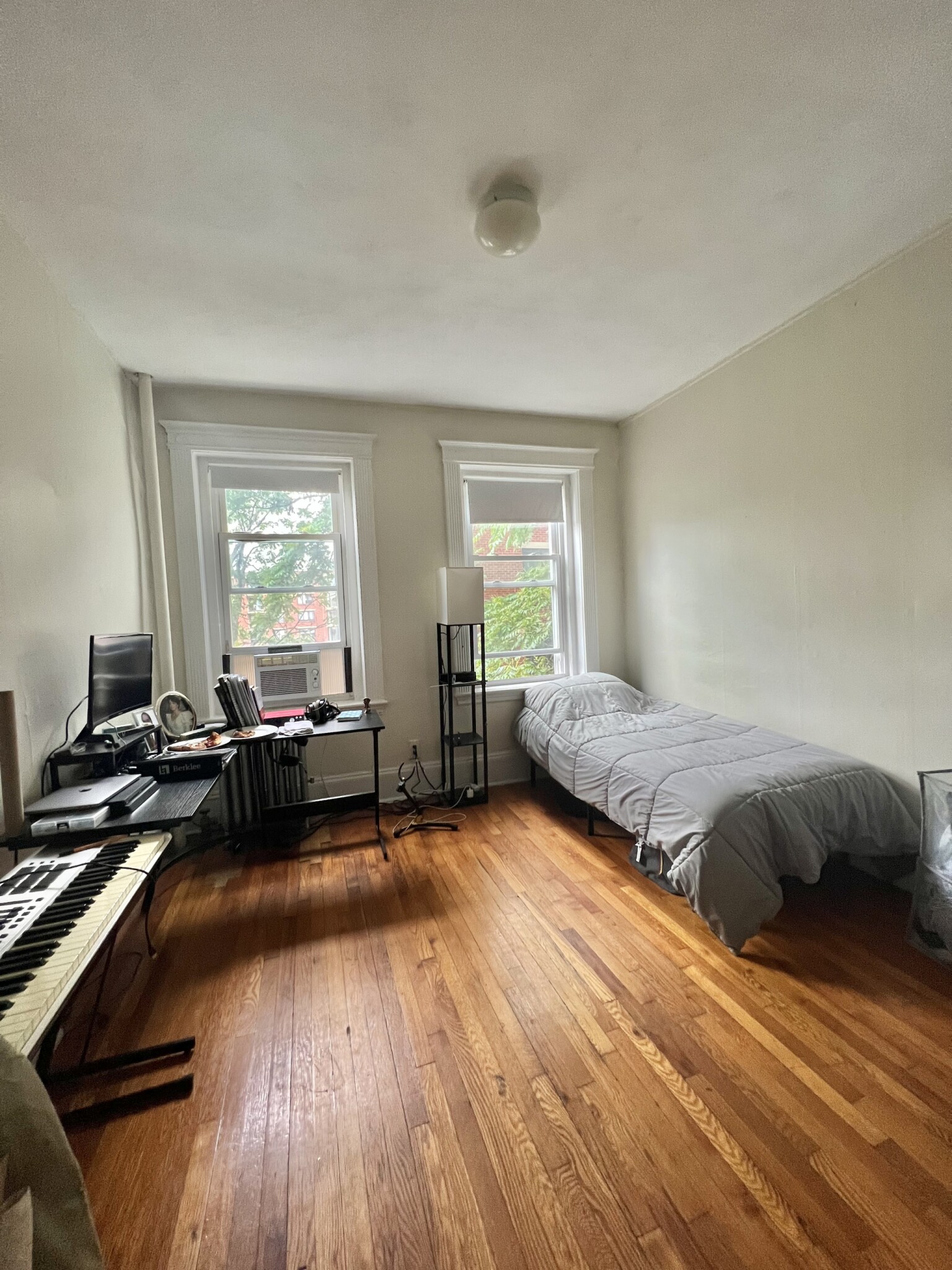 1334 Commonwealth Ave, Allston