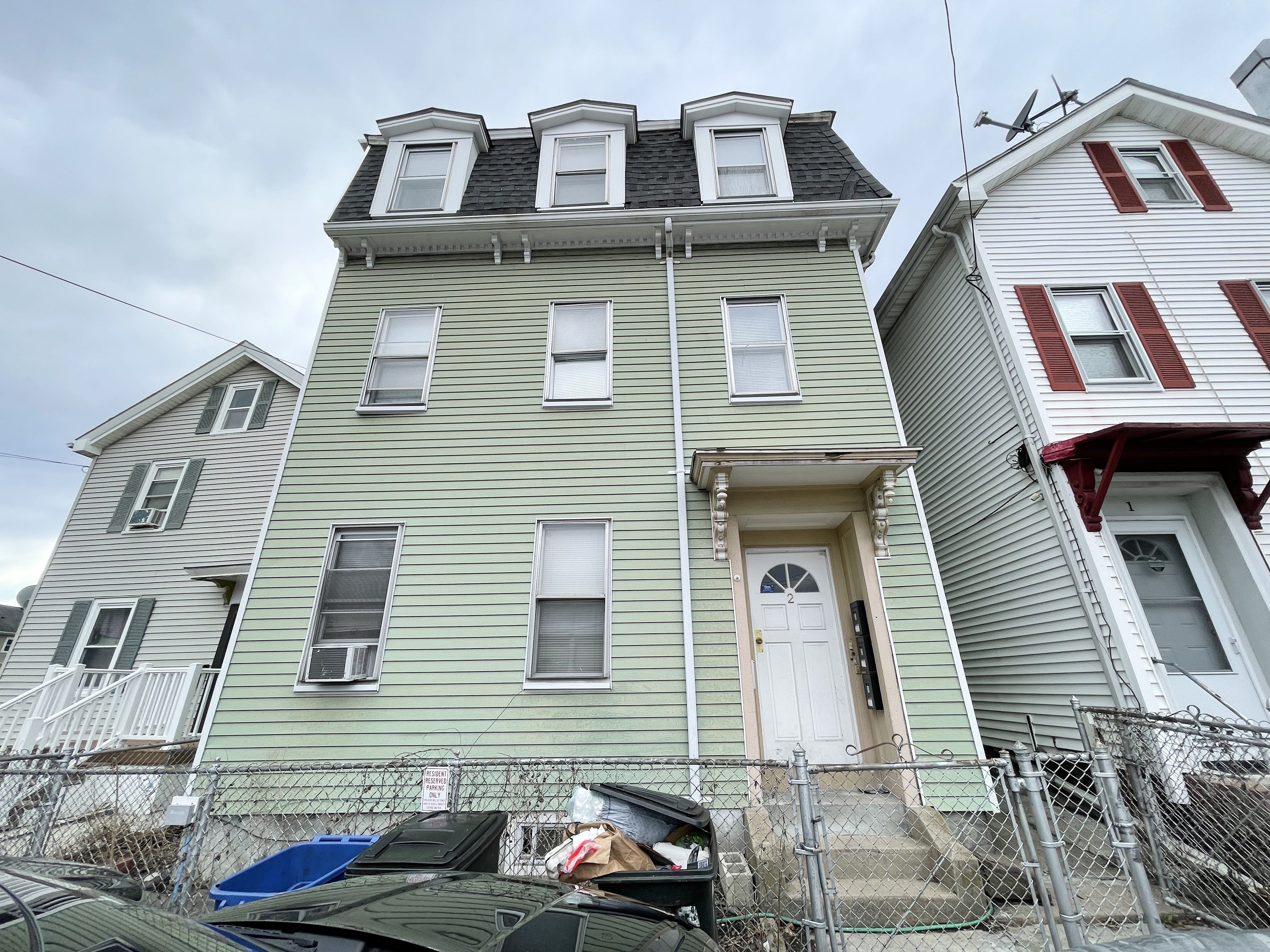 2 Wyman Pl, Jamaica Plain