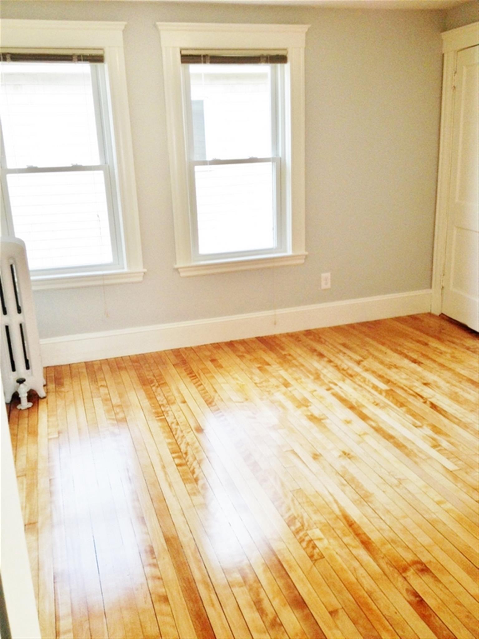 66 Thomas St, Medford