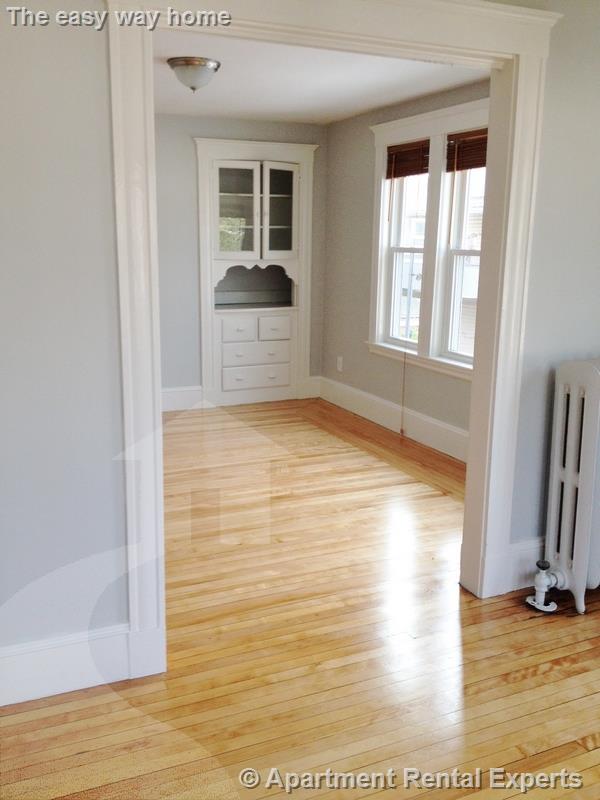 66 Thomas St, Medford