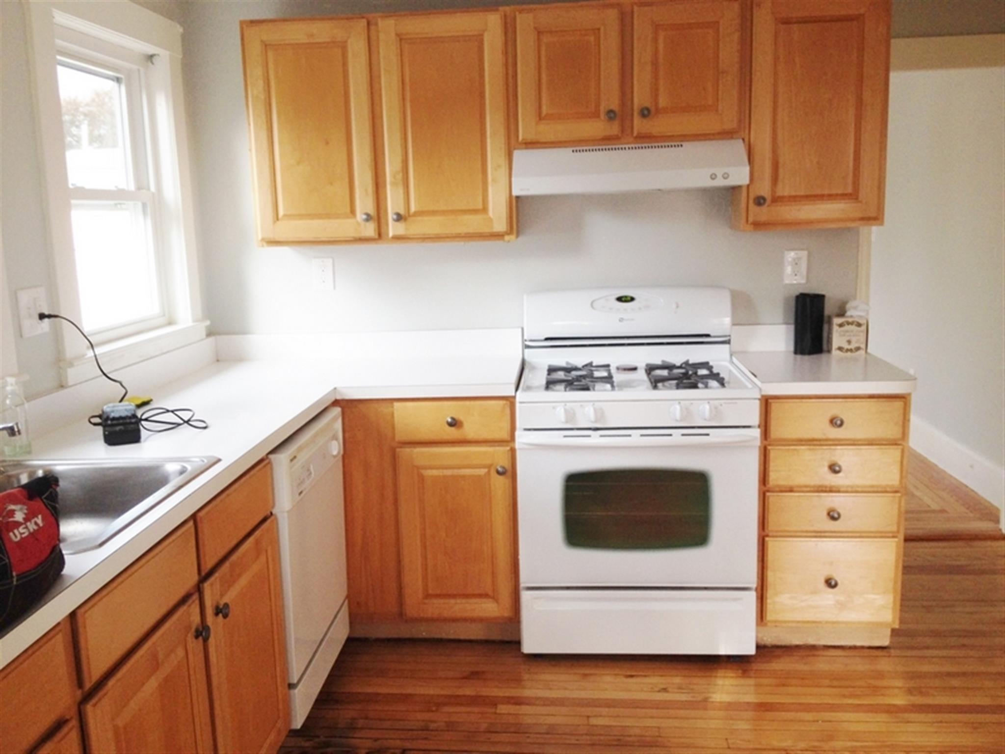 66 Thomas St, Medford