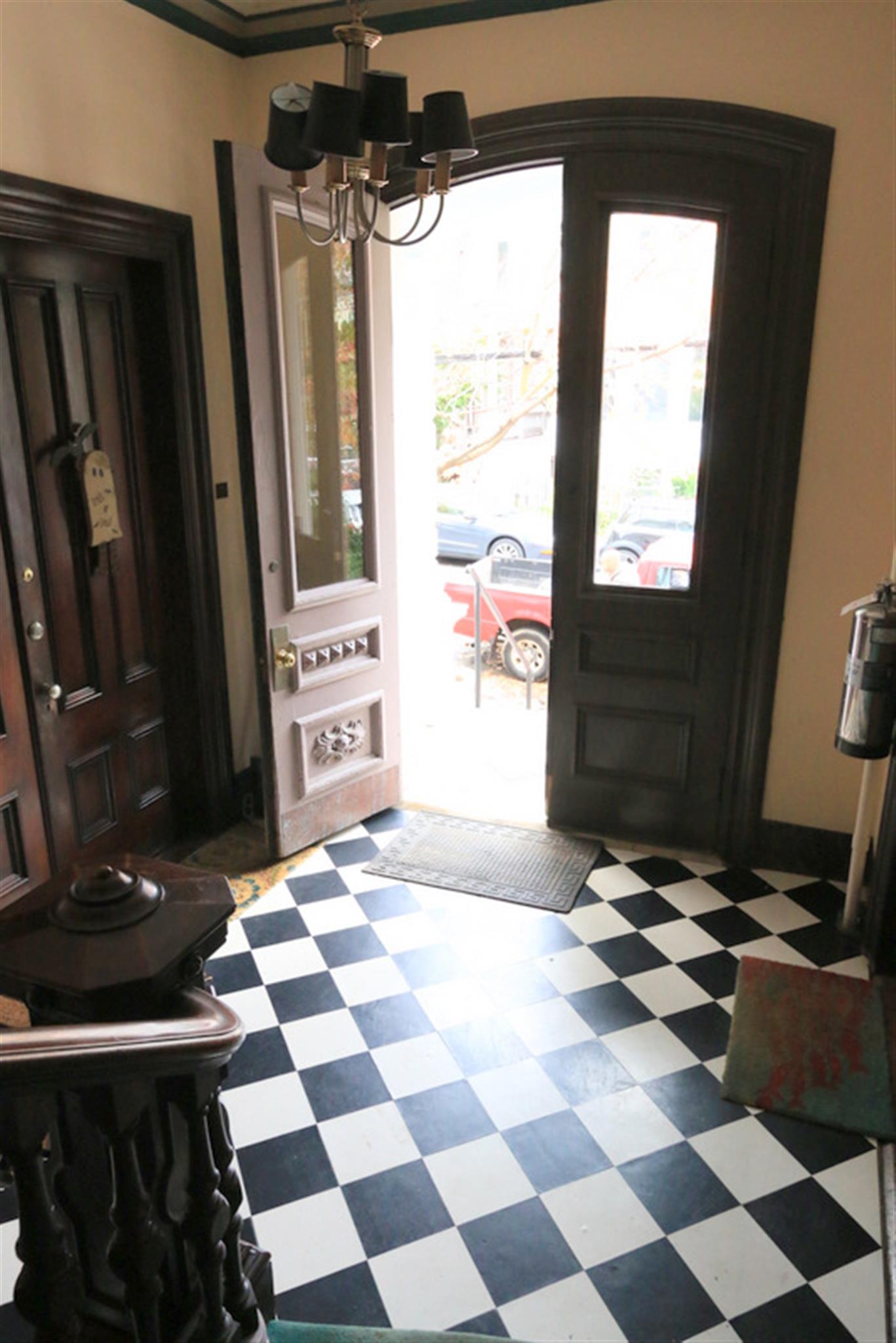 22 Bigelow St, Central Square