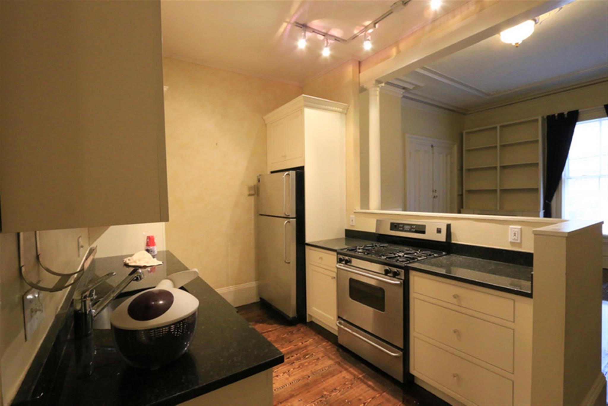 22 Bigelow St, Central Square