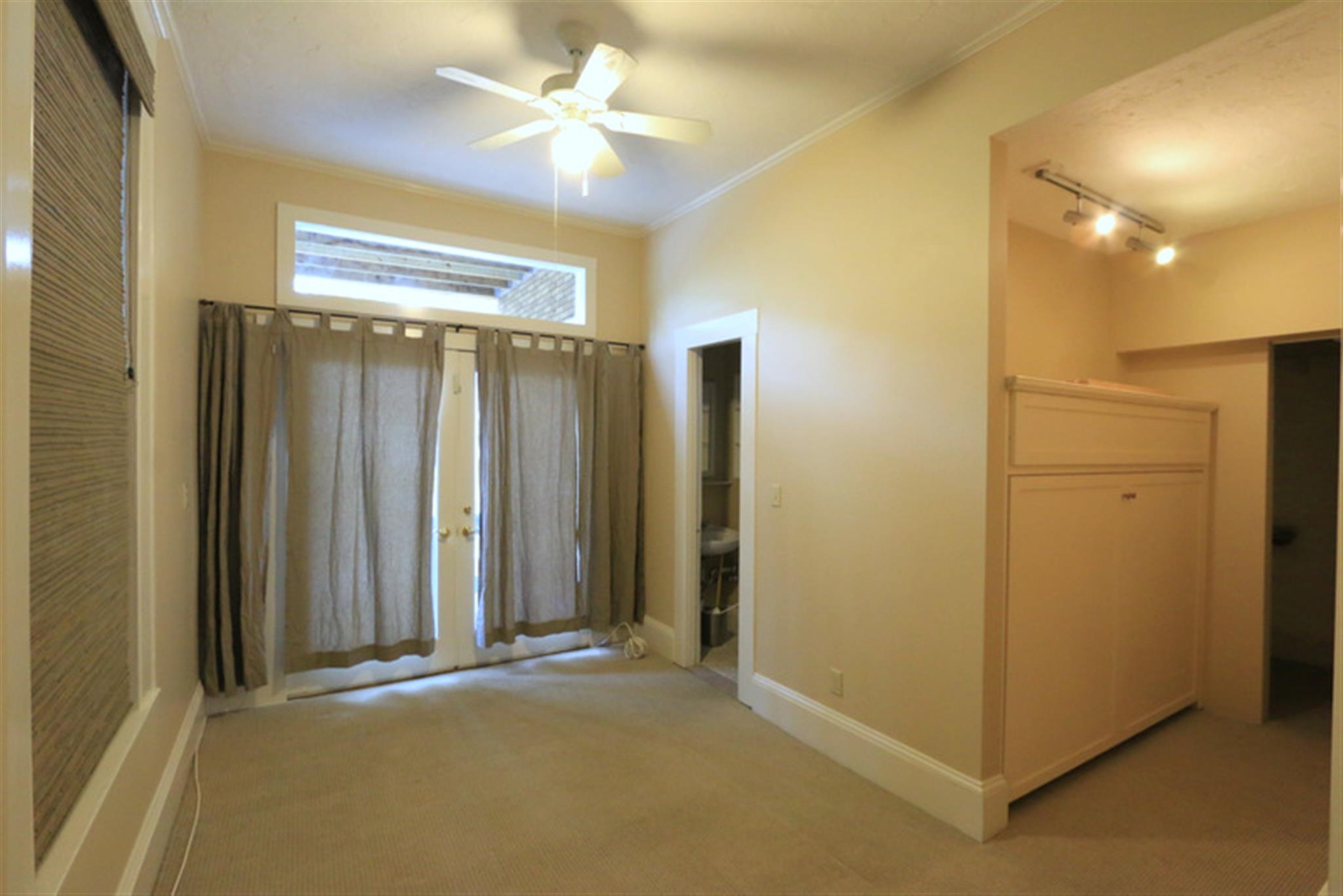 22 Bigelow St, Central Square