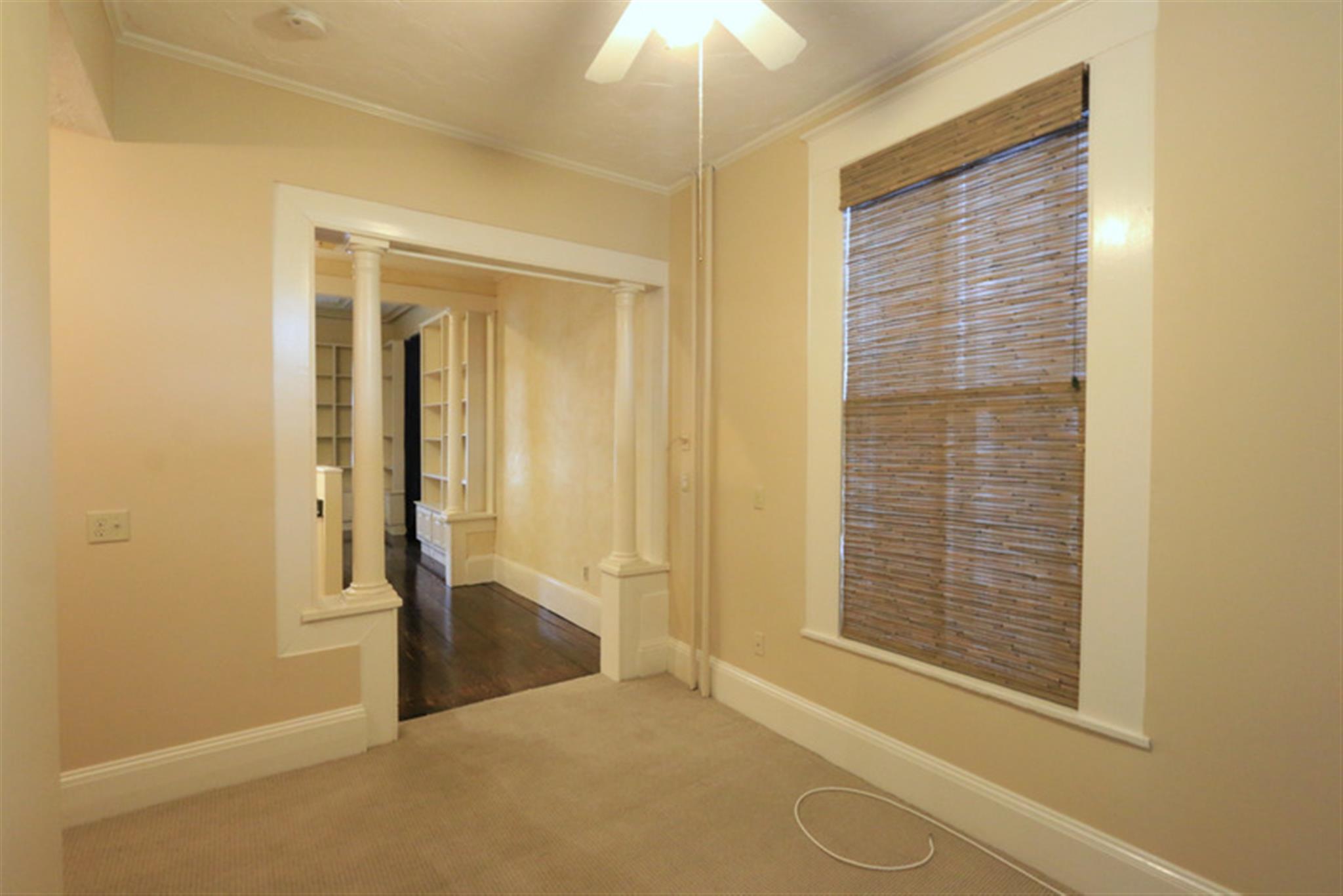 22 Bigelow St, Central Square