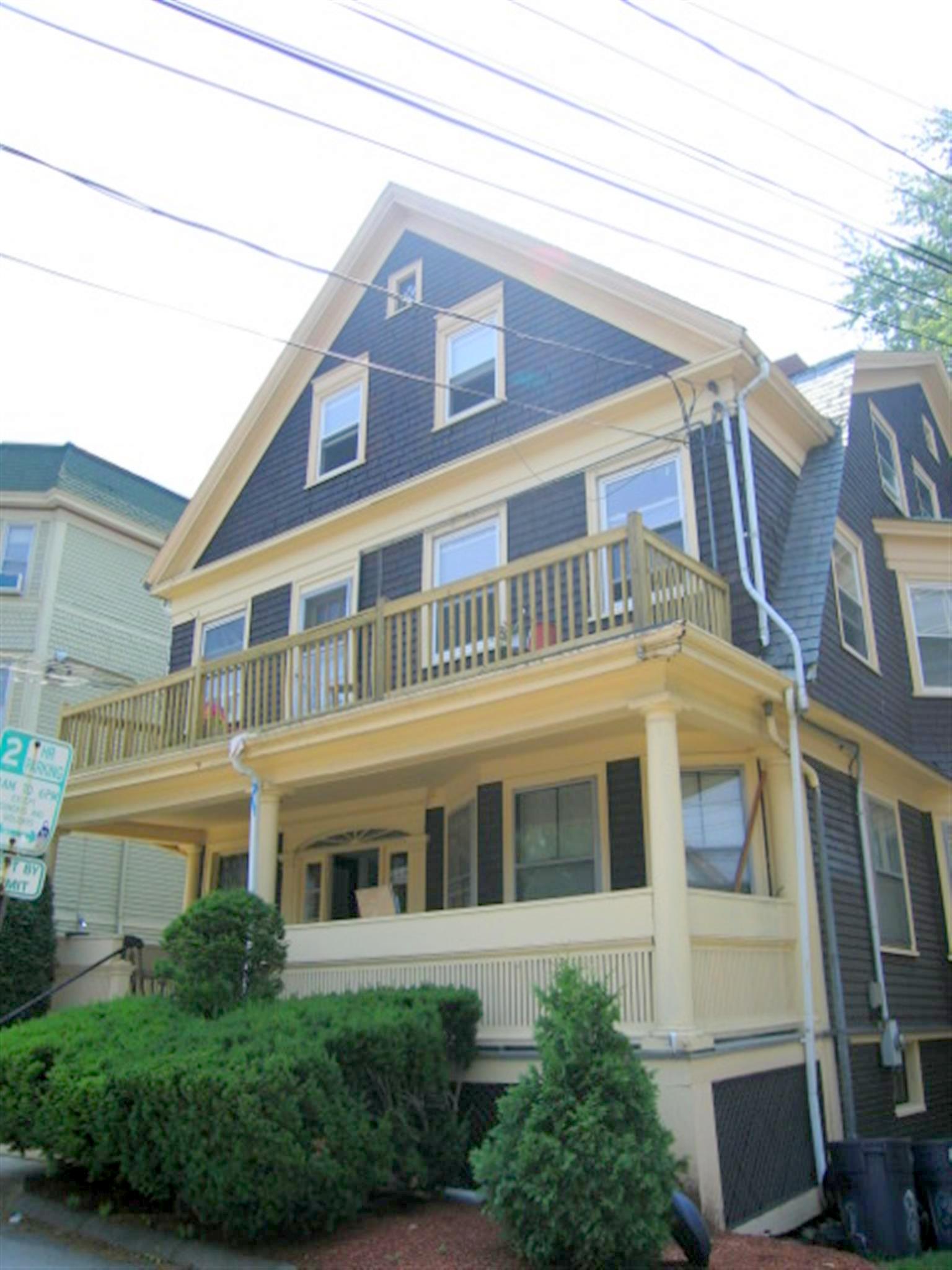 81 College Ave, Davis Square