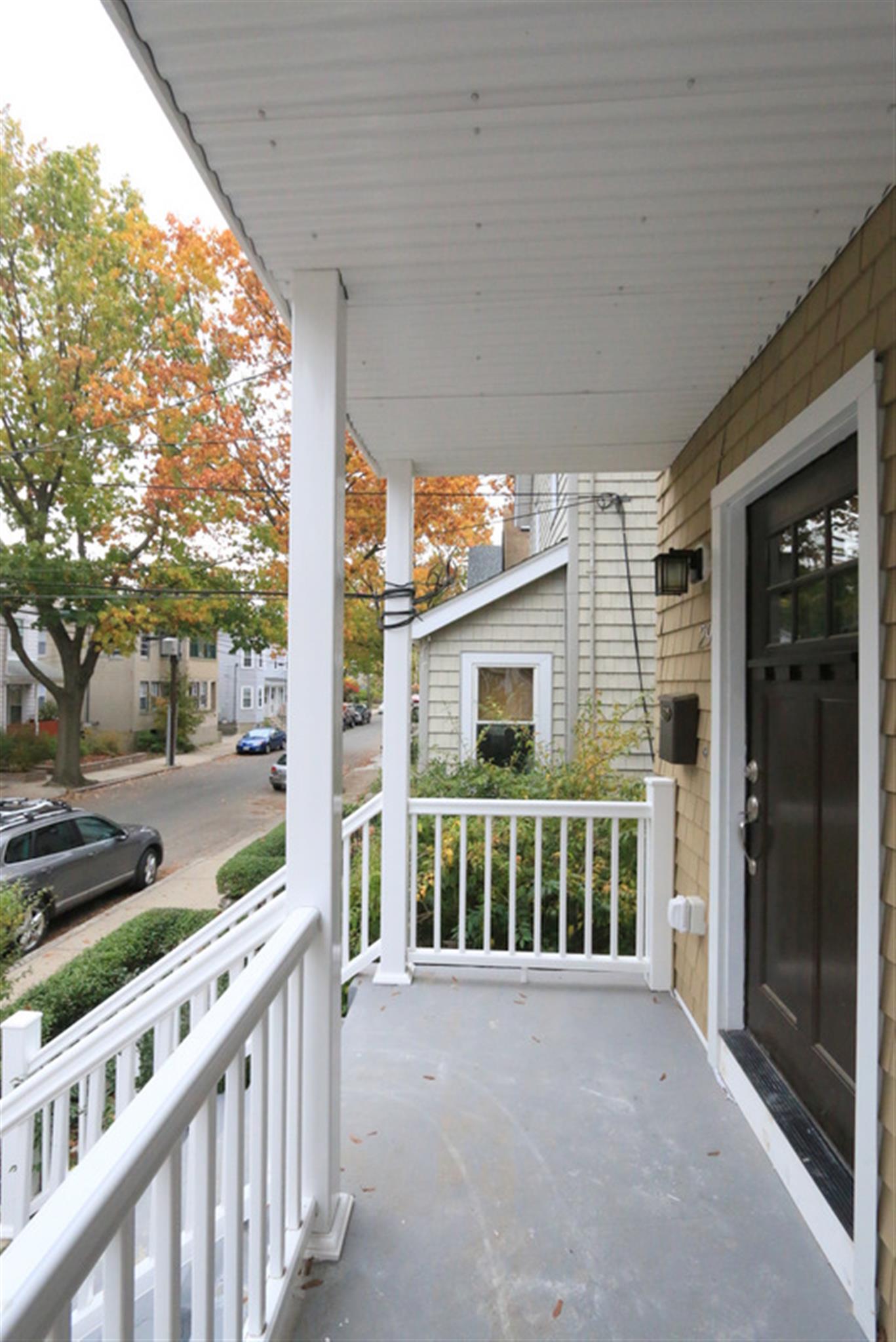 29 Elmwood St, Davis Square