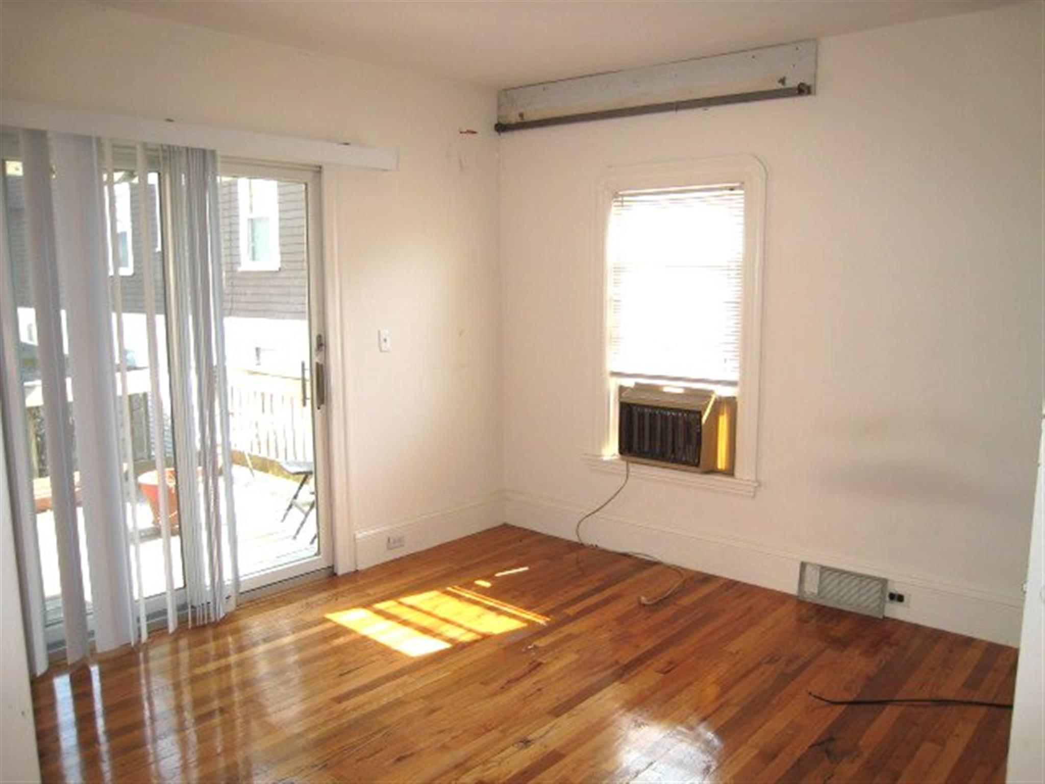 35 Ibbetson St, Porter Square