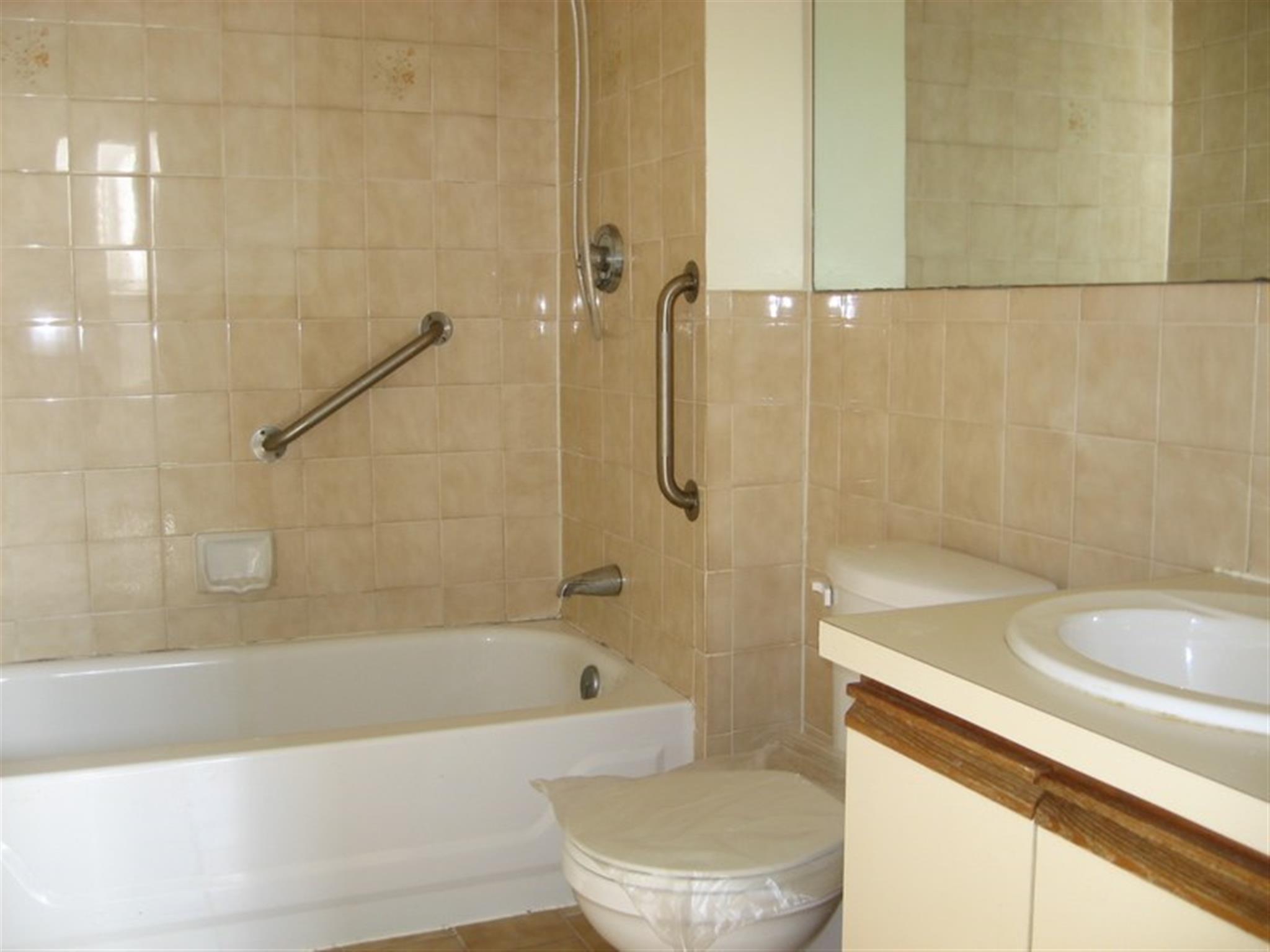 407 Broadway, Magoun Square