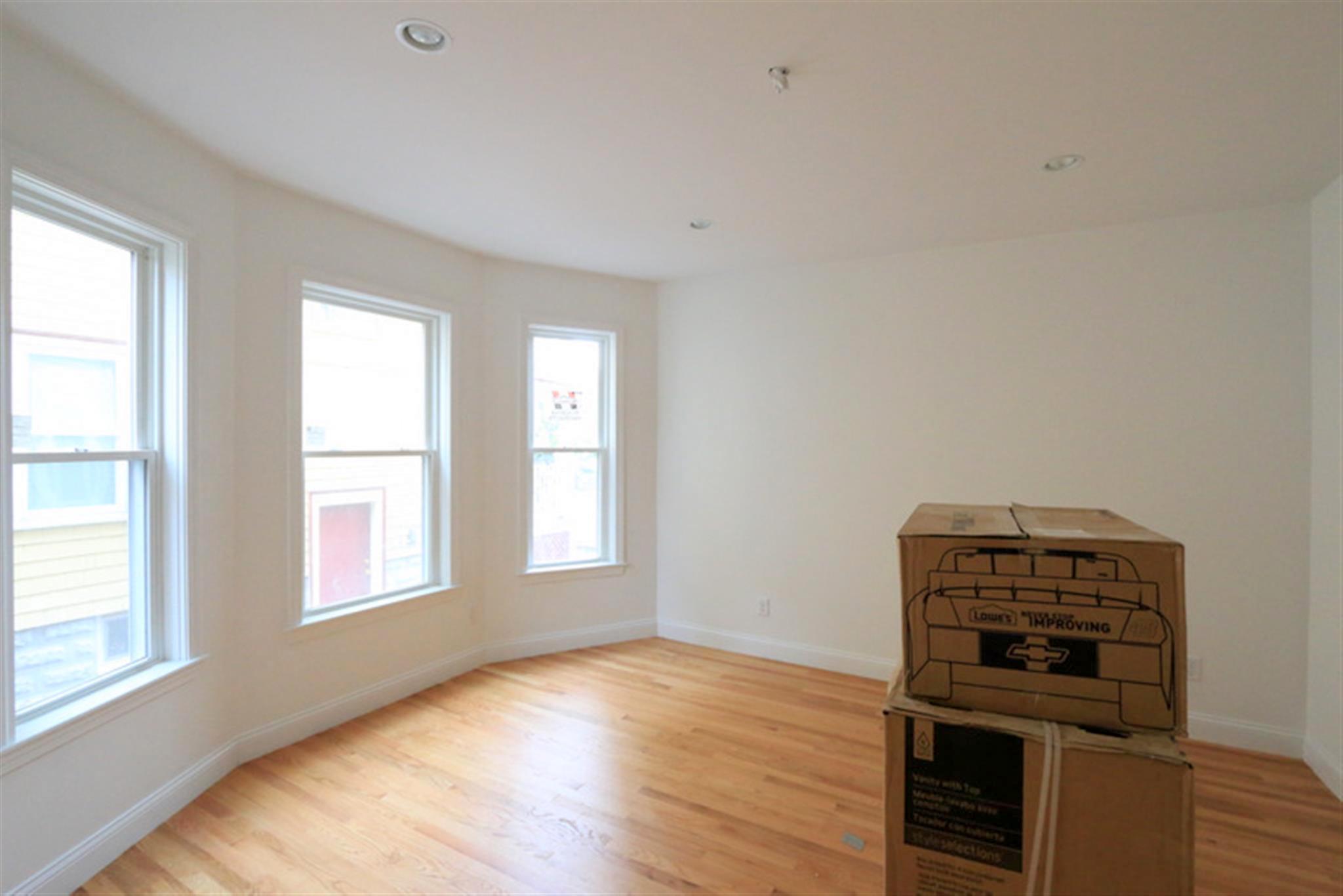 25 Lewis St, Inman Square