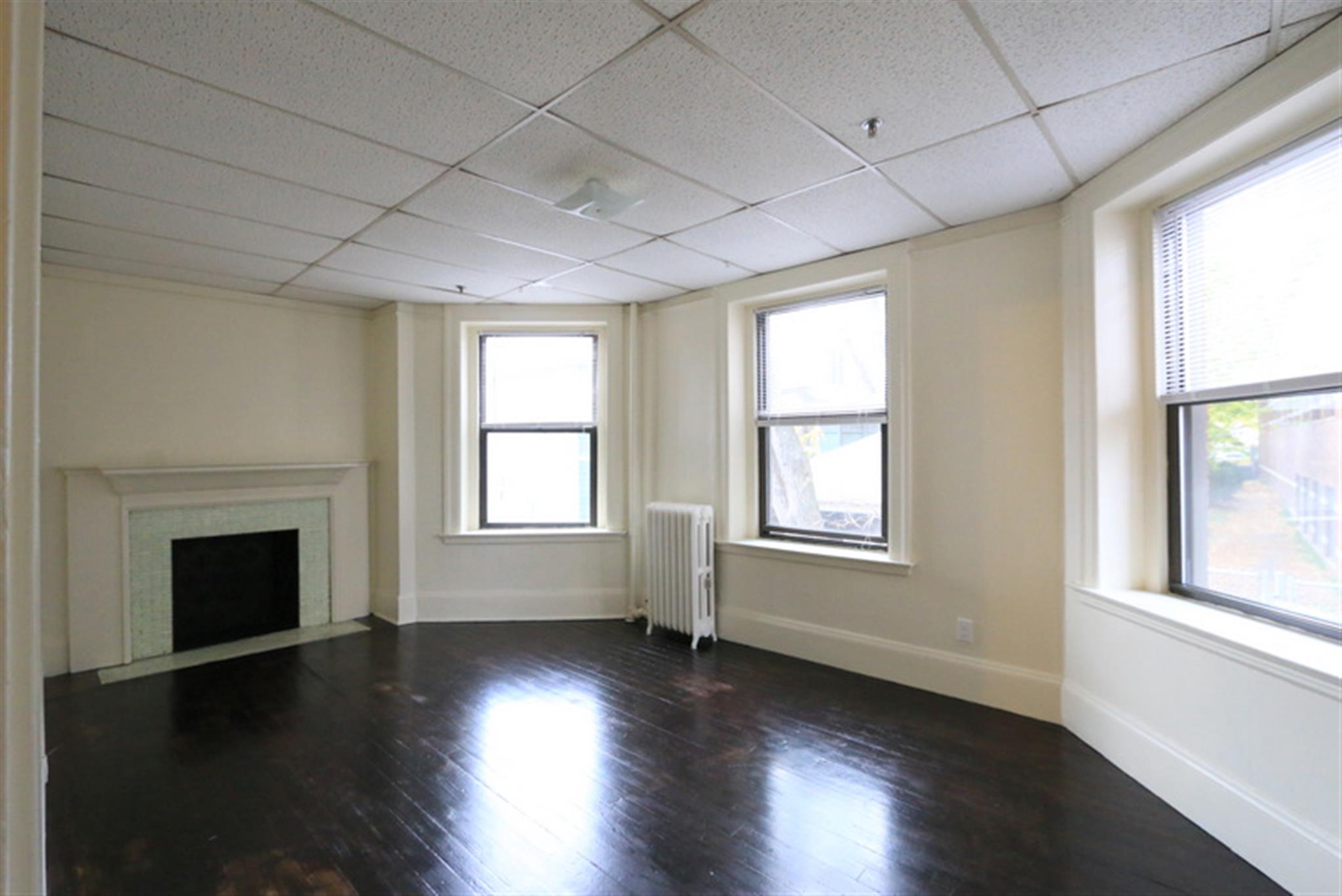 1010 Massachusetts Ave, Harvard Square