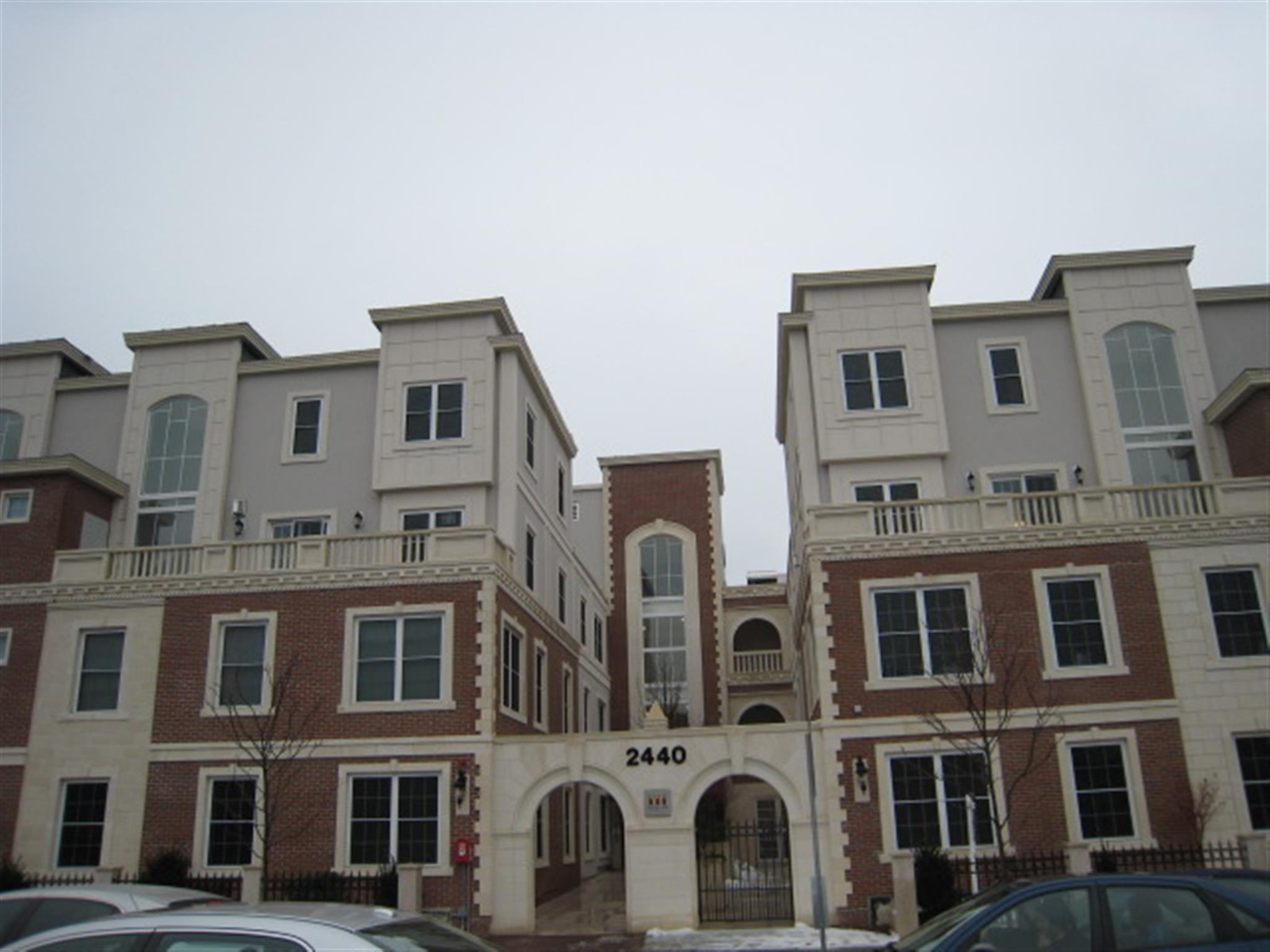 2440 Massachusetts Ave, North Cambridge