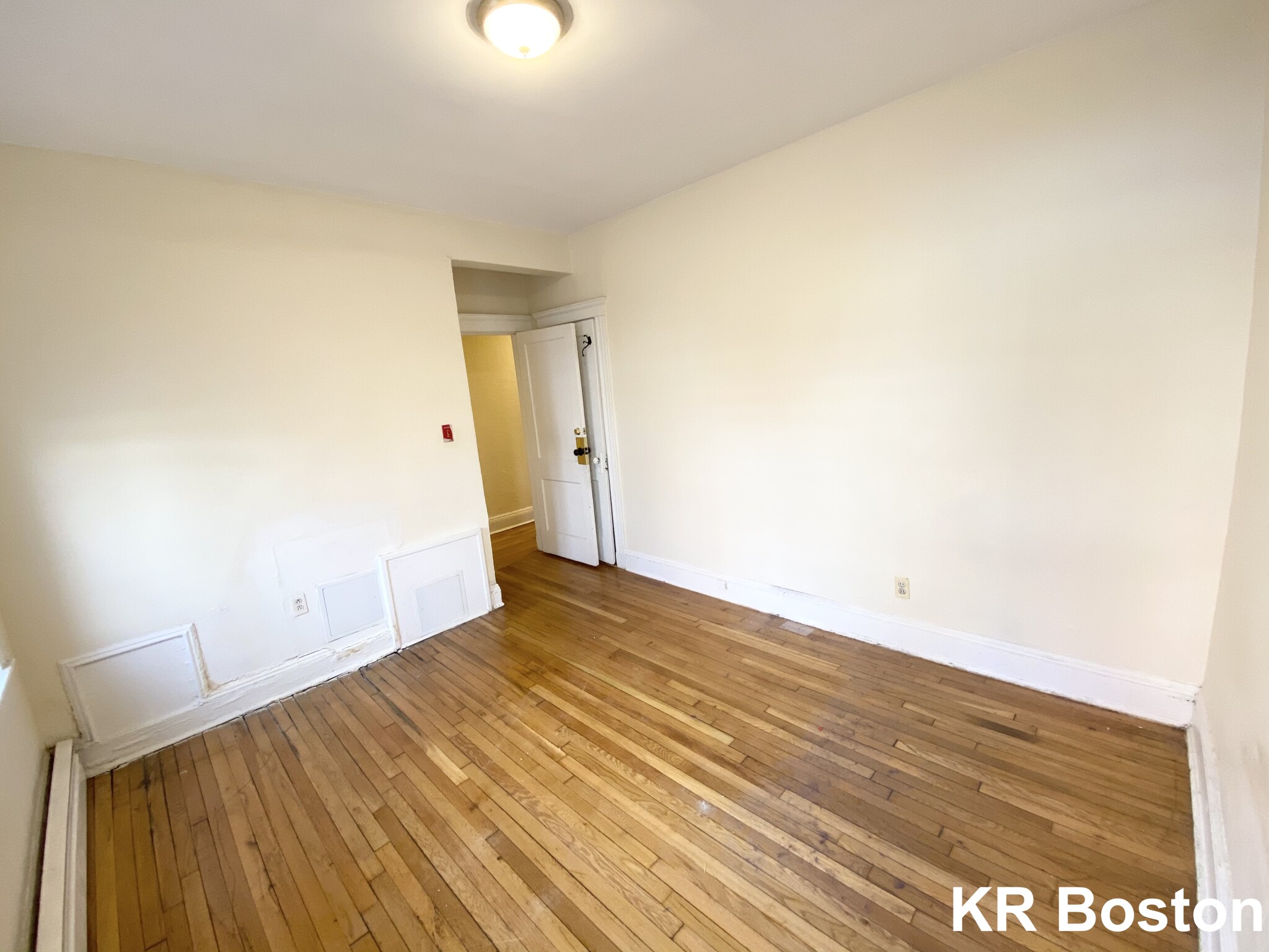 135 Washington St,, Brighton