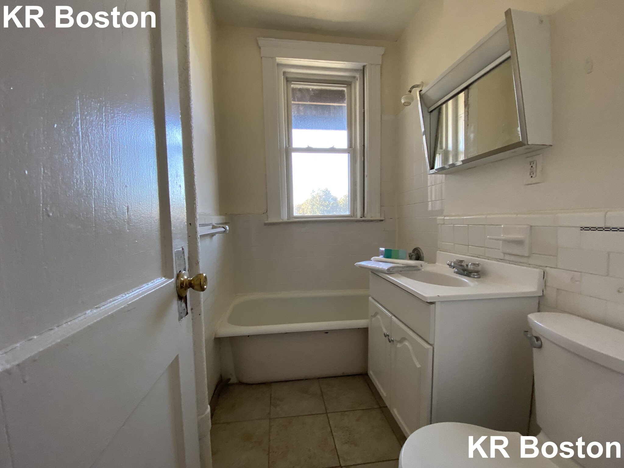 135 Washington St, Brighton