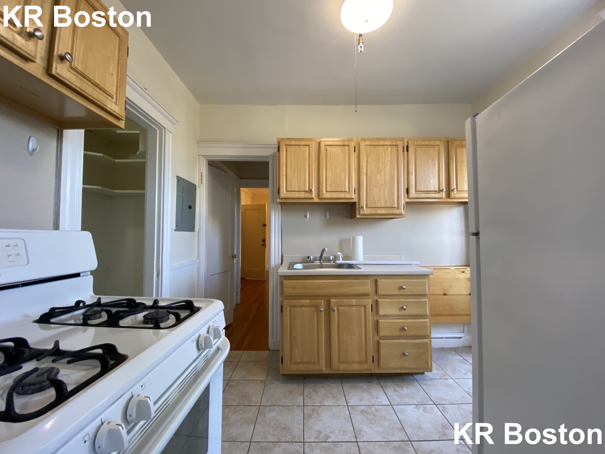 135 Washington St, Brighton