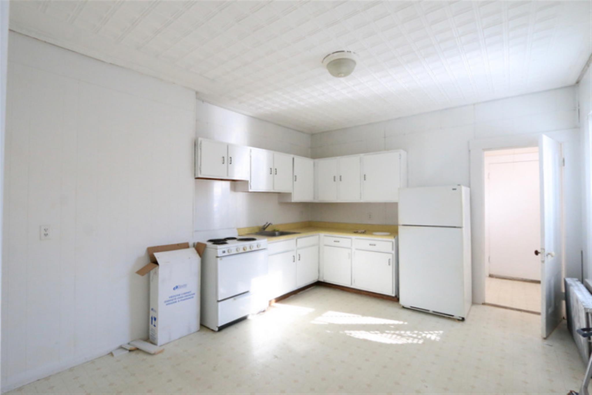 3 Lee St, East Somerville