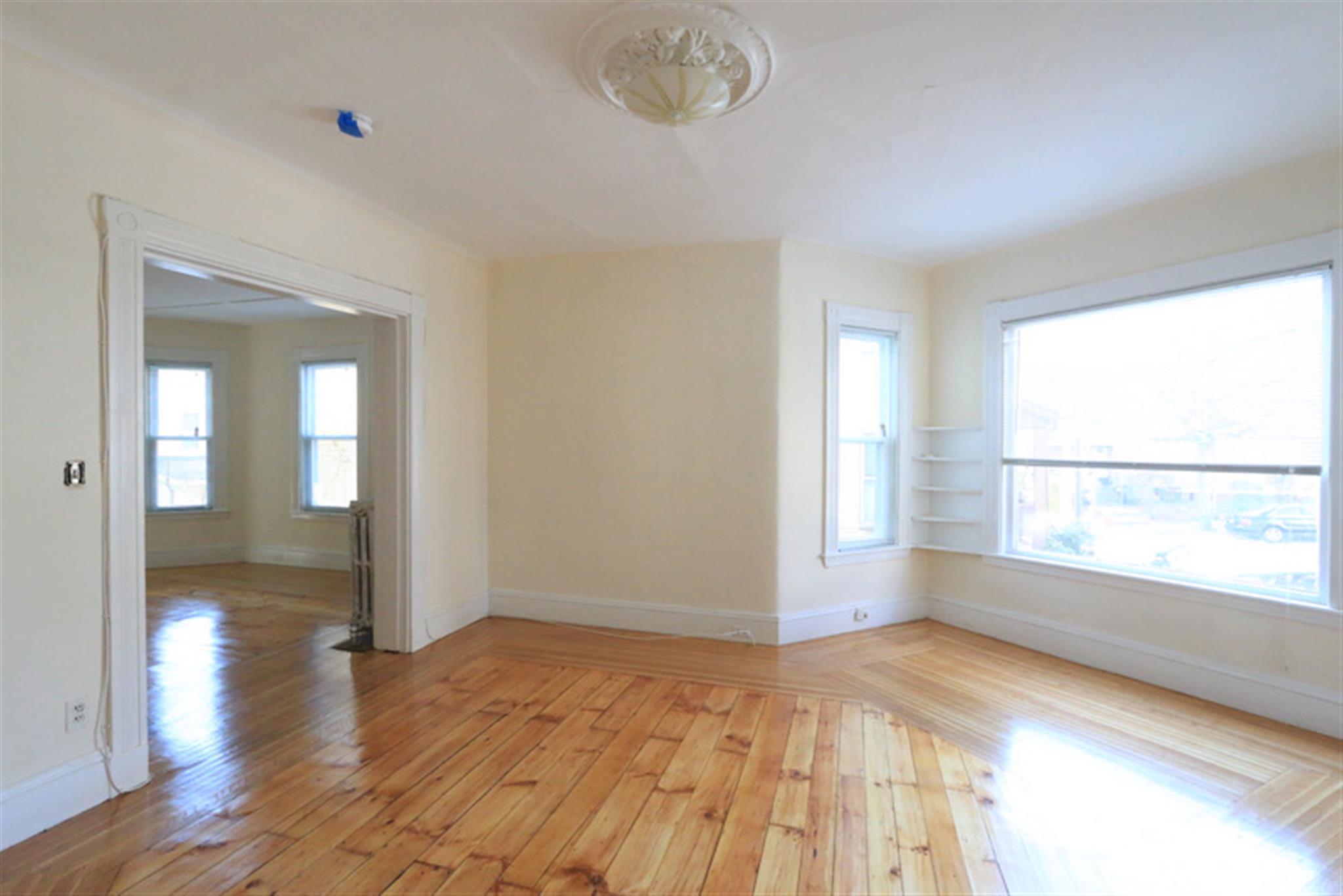 3 Lee St, East Somerville