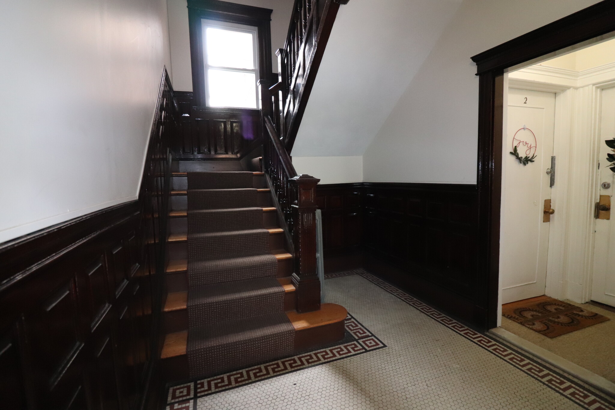 136 Pleasant St, Coolidge Corner