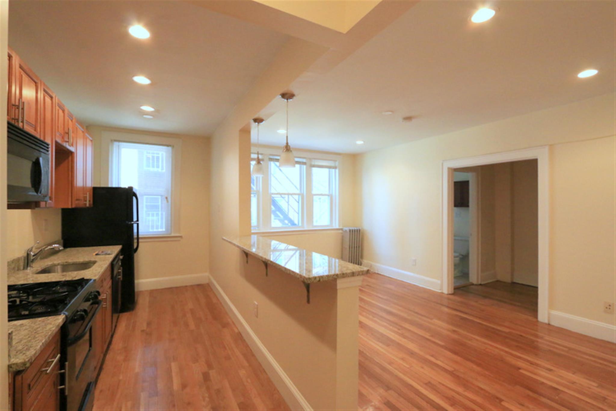 136 Highland Ave, Porter Square