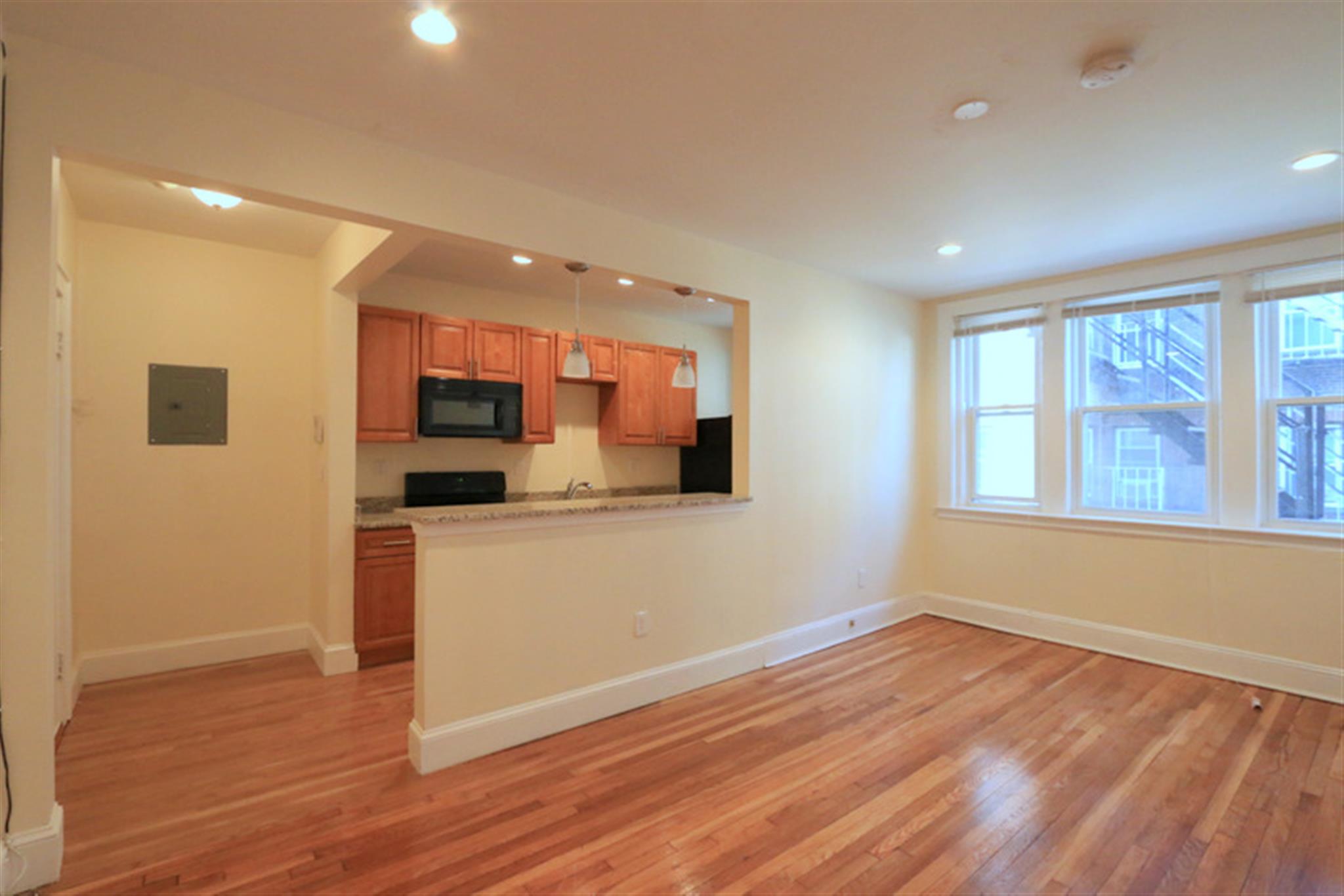 136 Highland Ave, Porter Square