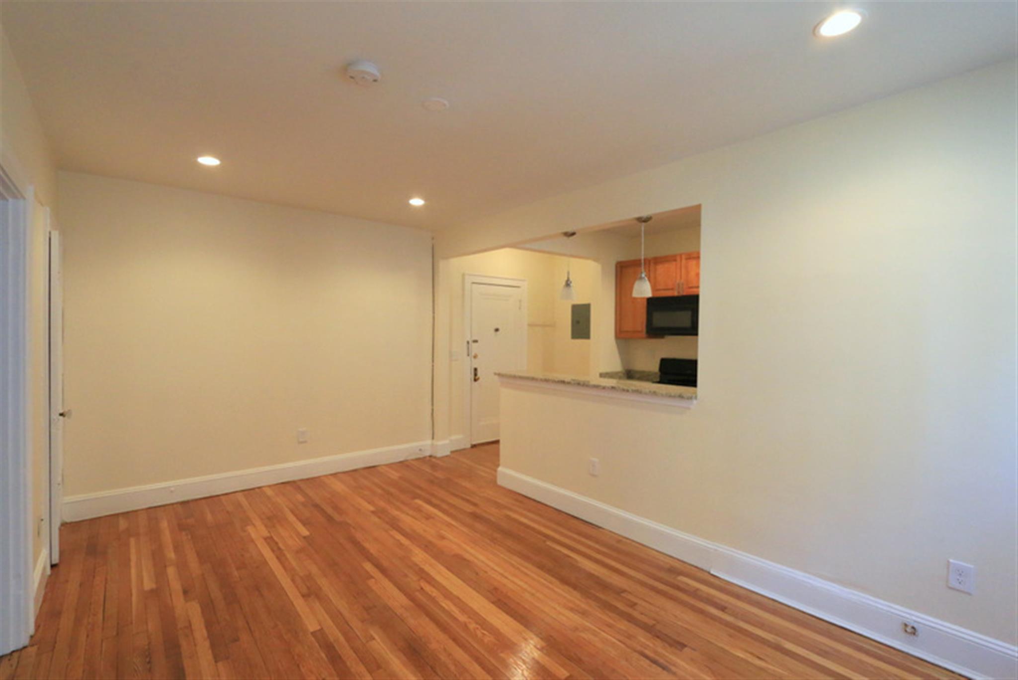 136 Highland Ave, Porter Square