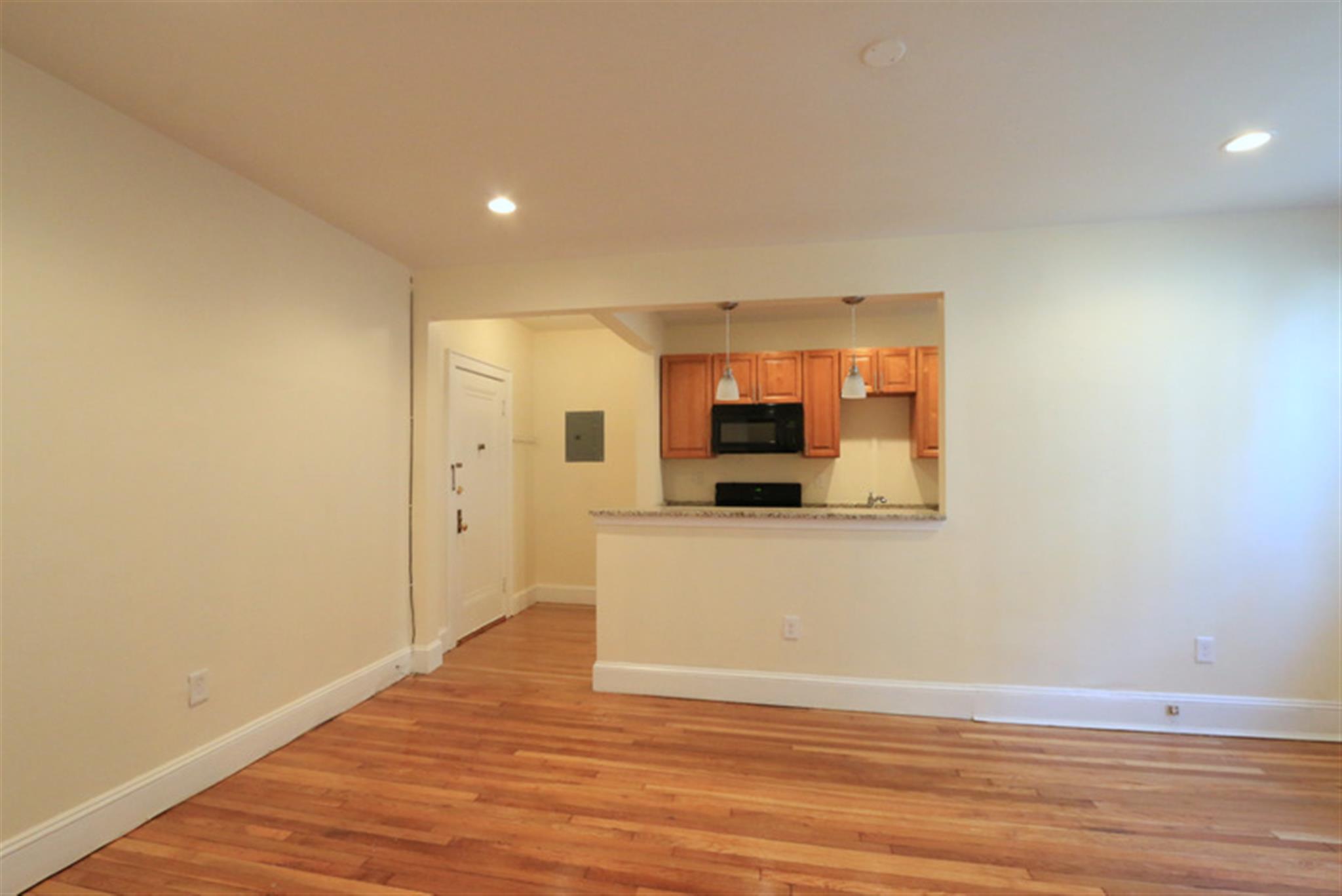 136 Highland Ave, Porter Square