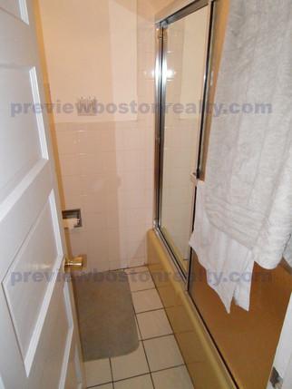 12 Dean Rd, Brookline Hills