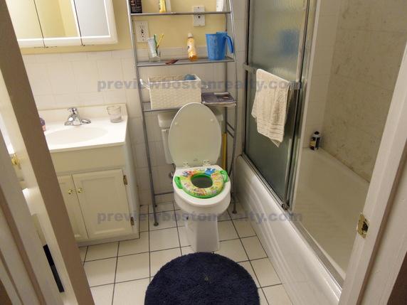 12 Dean Rd, Brookline Hills