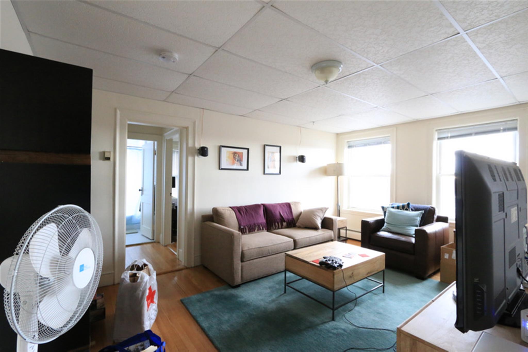 36 College Ave, Tufts