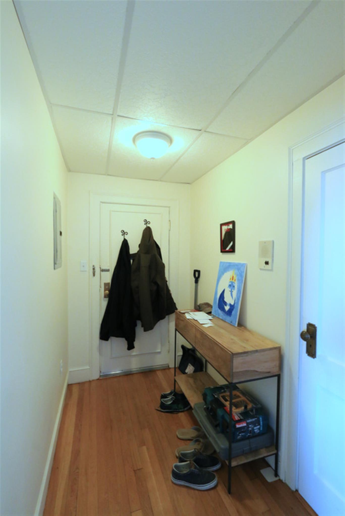 36 College Ave, Tufts