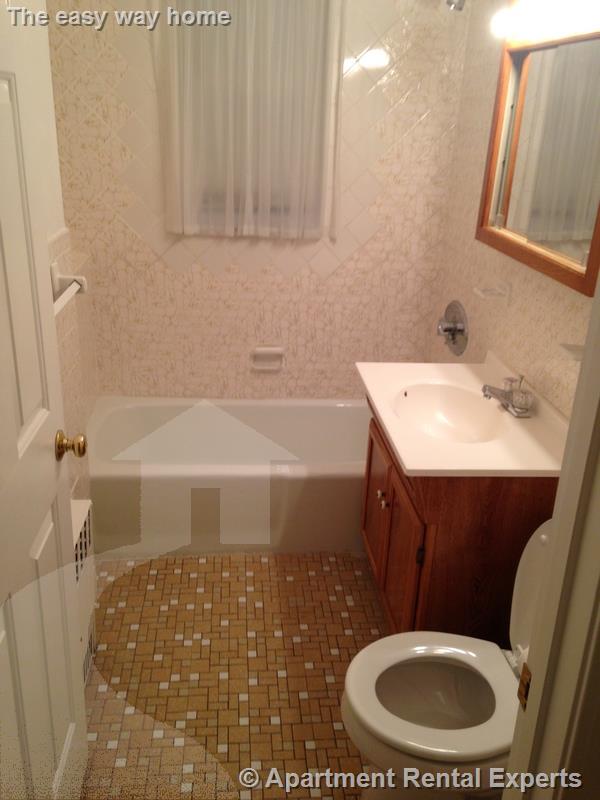 108 Pearson Rd, Ball Square