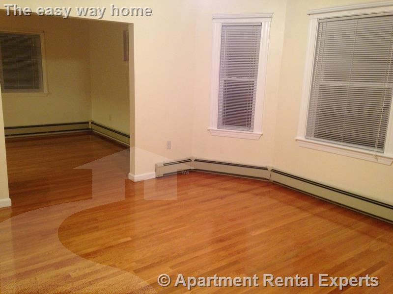 108 Pearson Rd, Ball Square