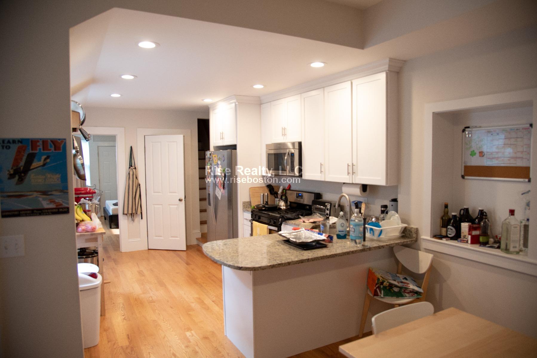 54 Eutaw St, East Boston