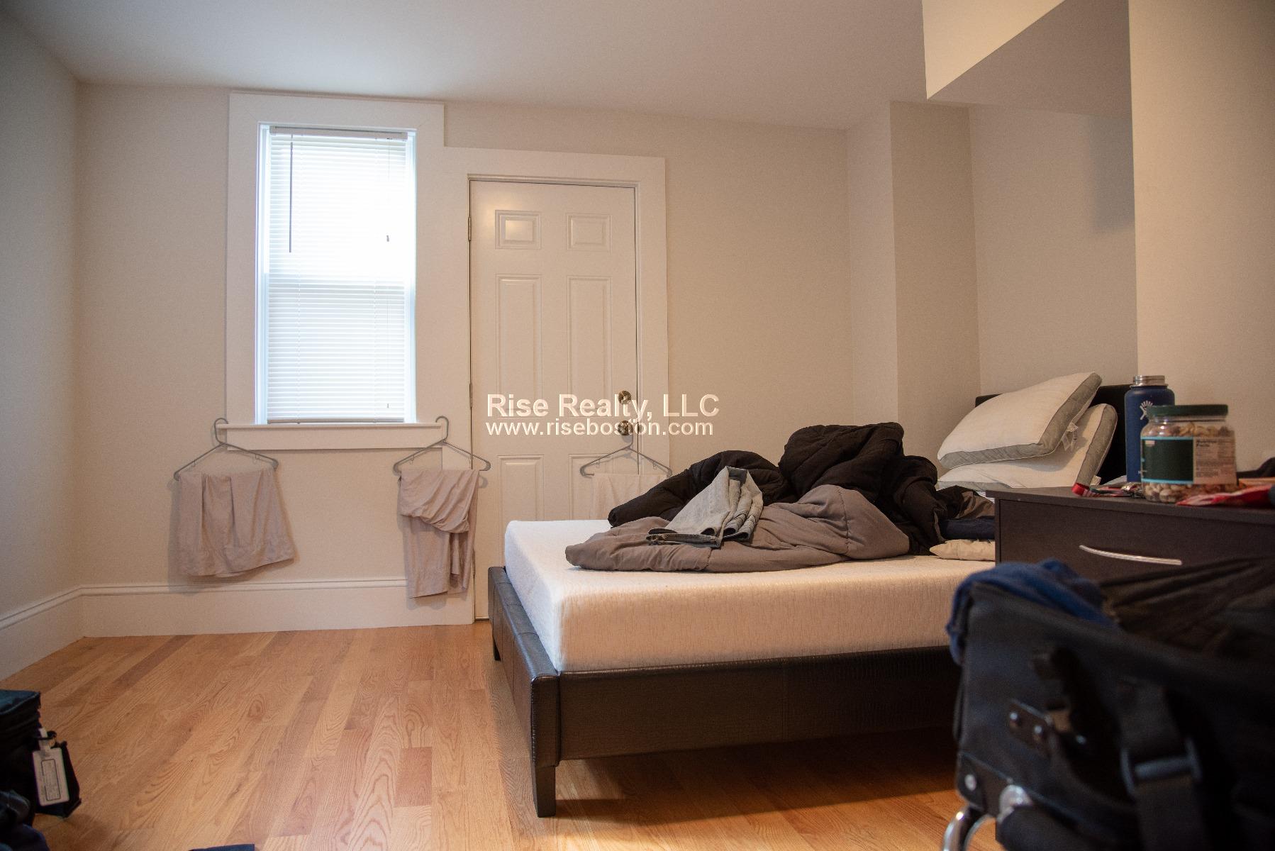 54 Eutaw St, East Boston