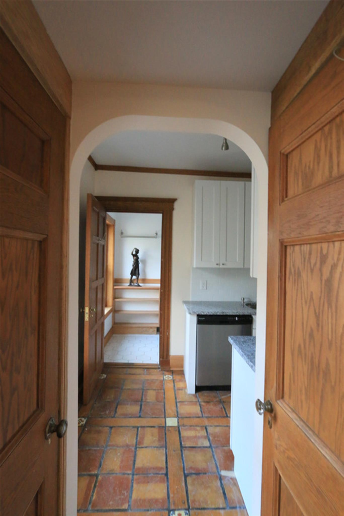 900 Massachusetts Ave, Central Square