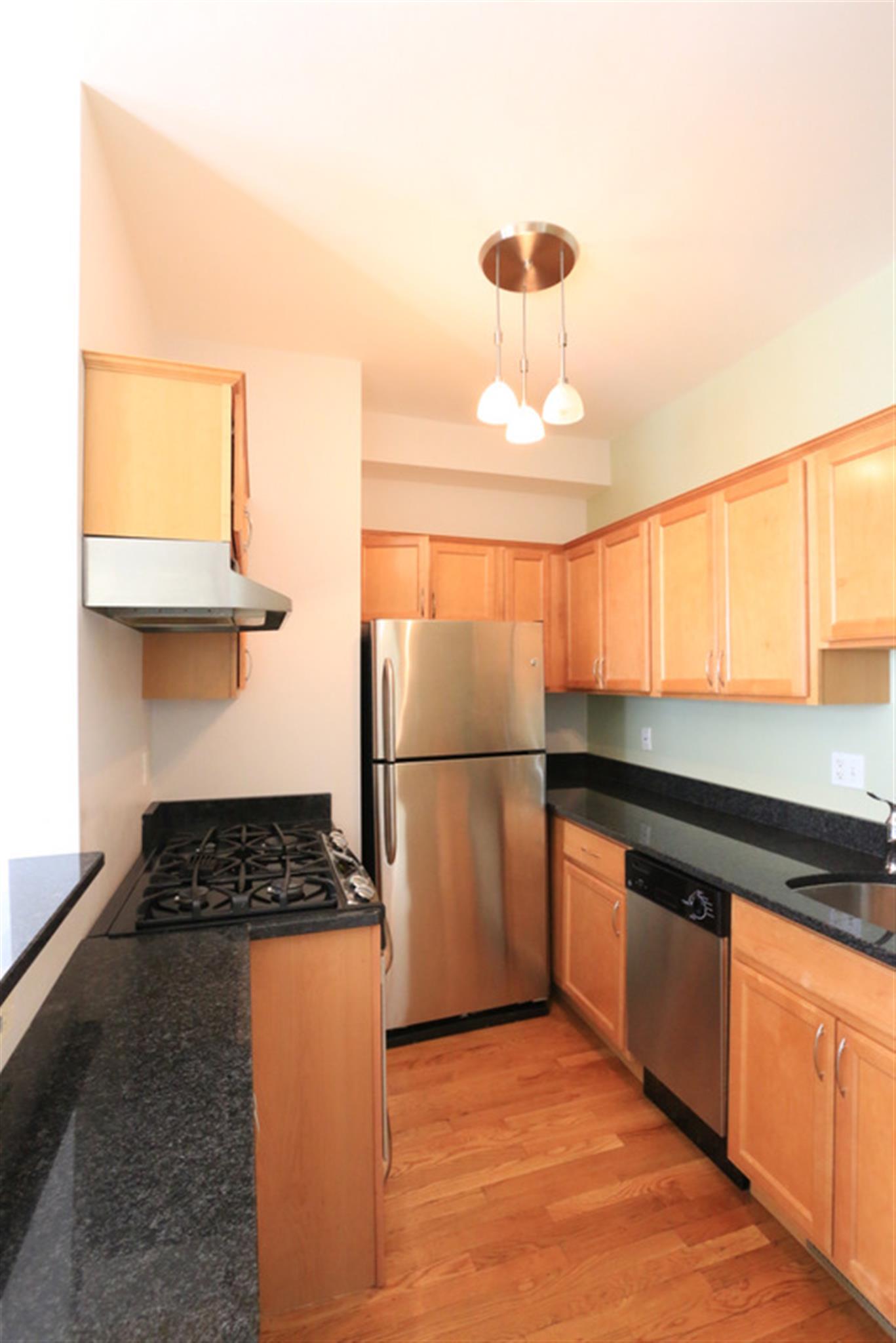 103 Orchard St, Davis Square