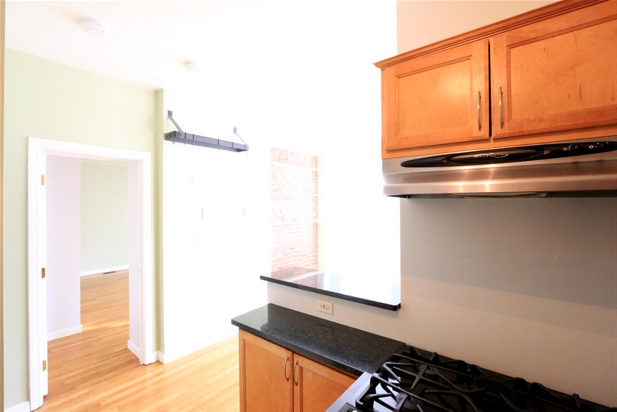 103 Orchard St, Davis Square