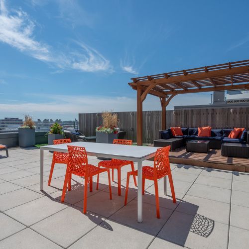 99 Kneeland St, Chinatown