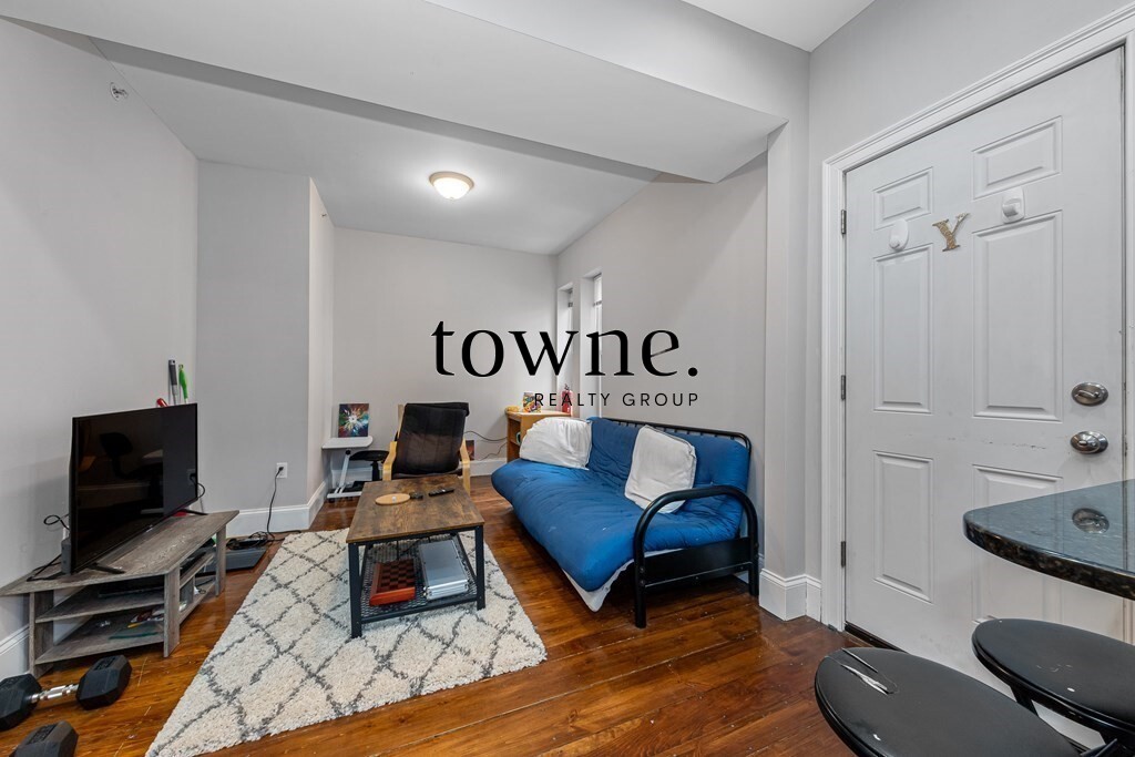 16 Sewall St, Mission Hill