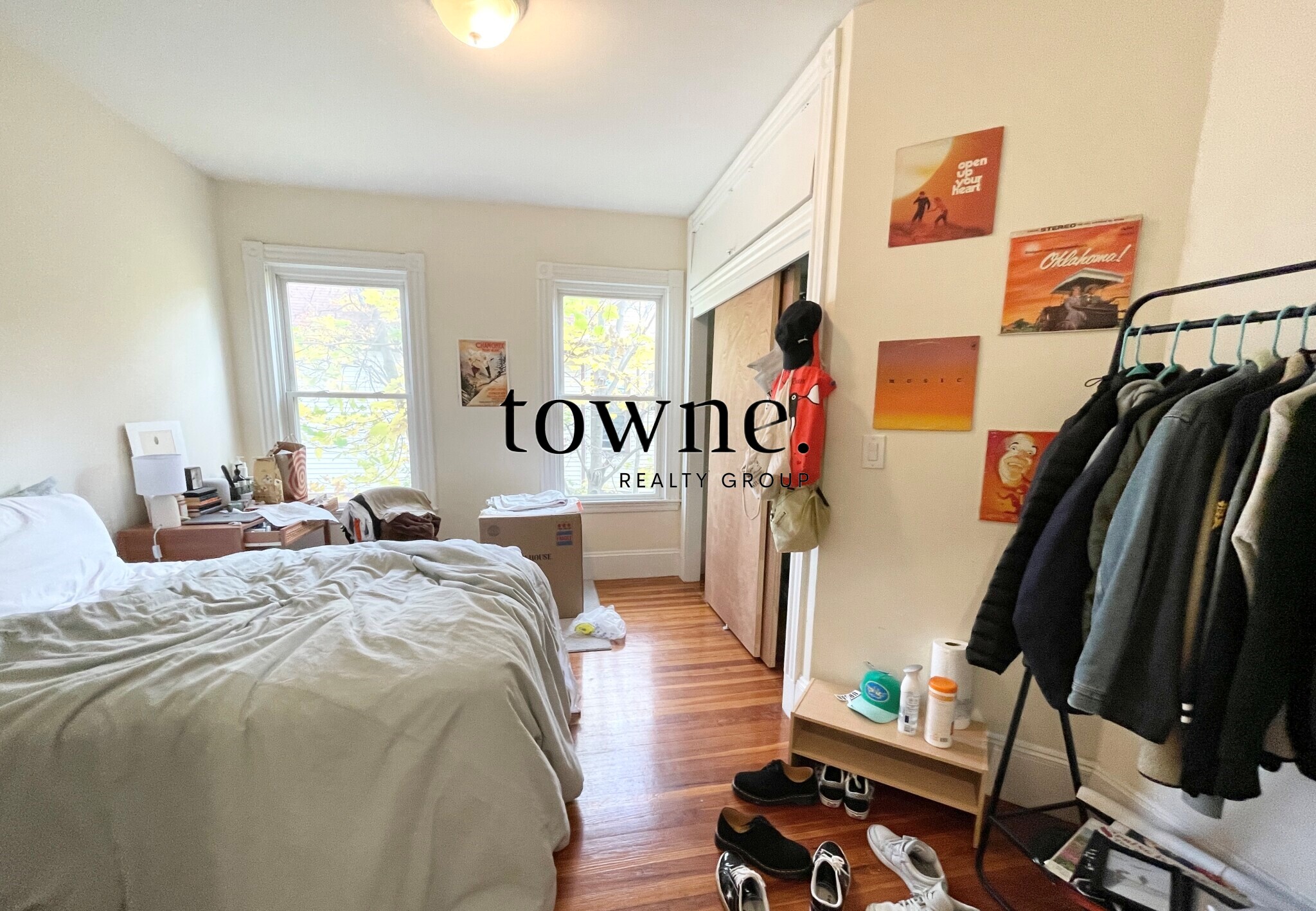 112 Hillside St, Mission Hill