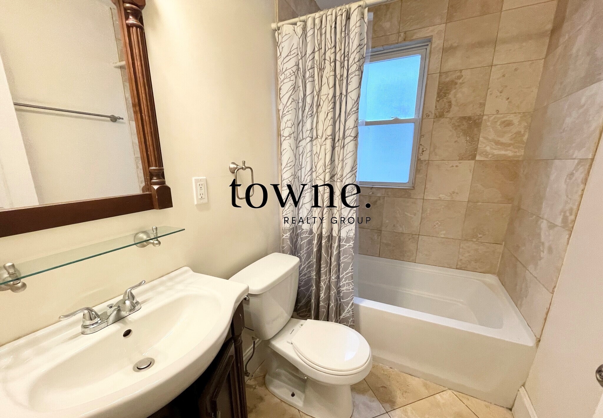 178 Hillside St, Mission Hill