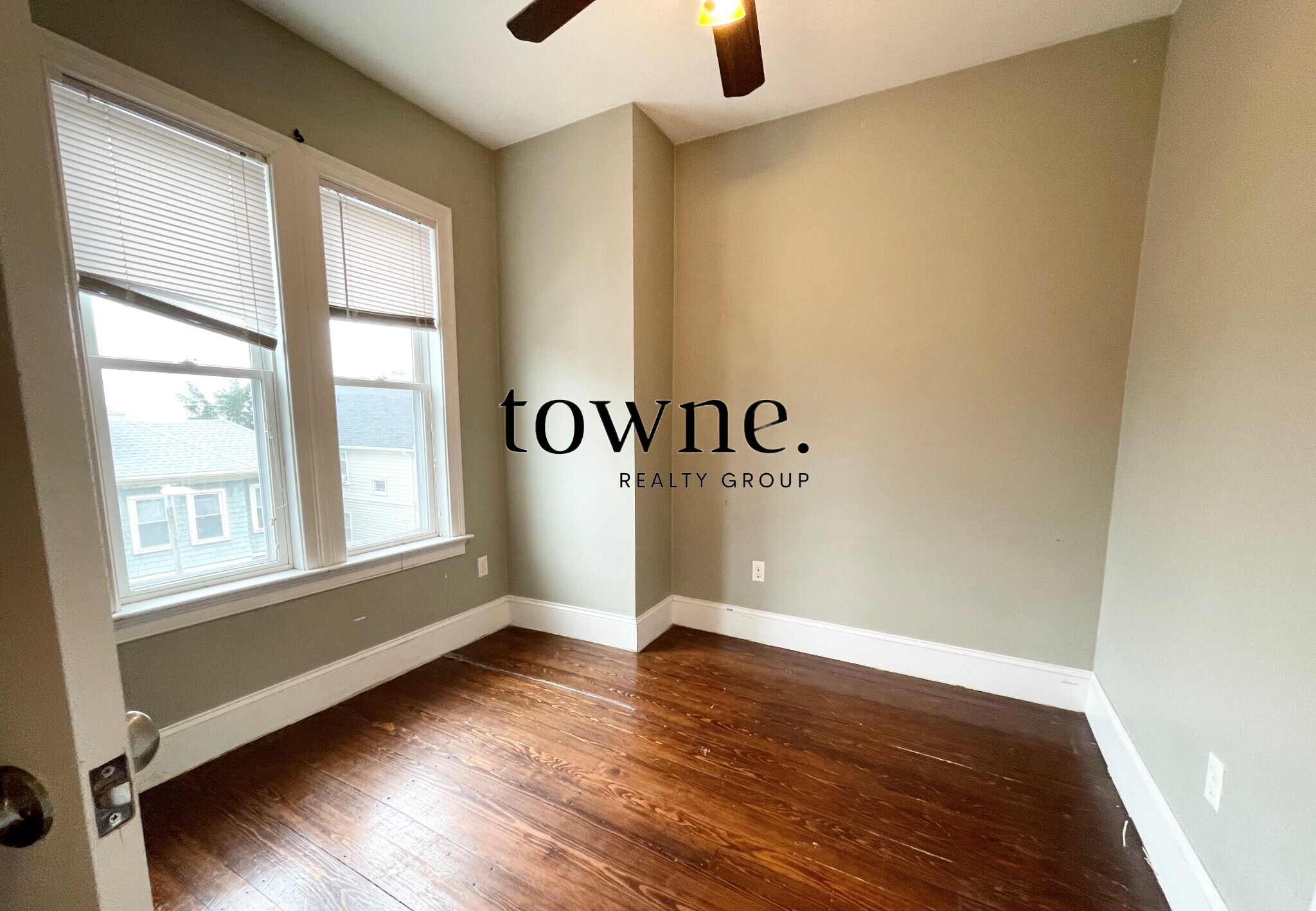 178 Hillside St, Mission Hill